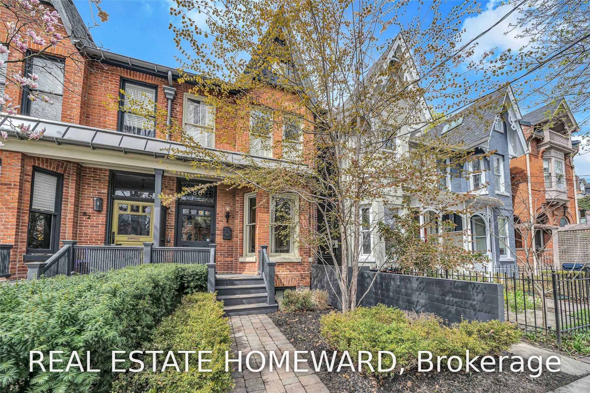 80 Willcocks Street, Toronto 4