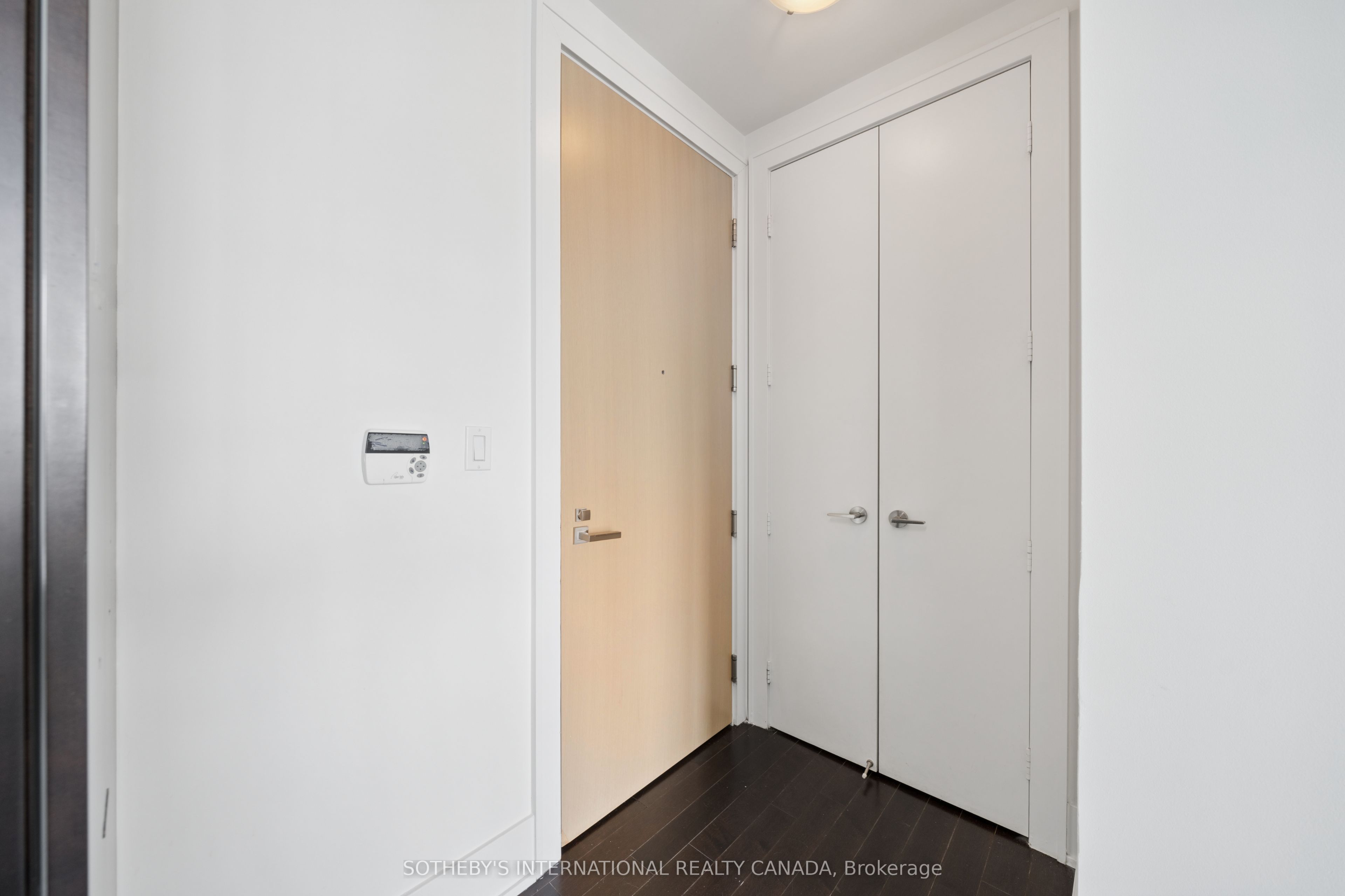 Unit 502 - 39 Queens Quay E, Toronto 3