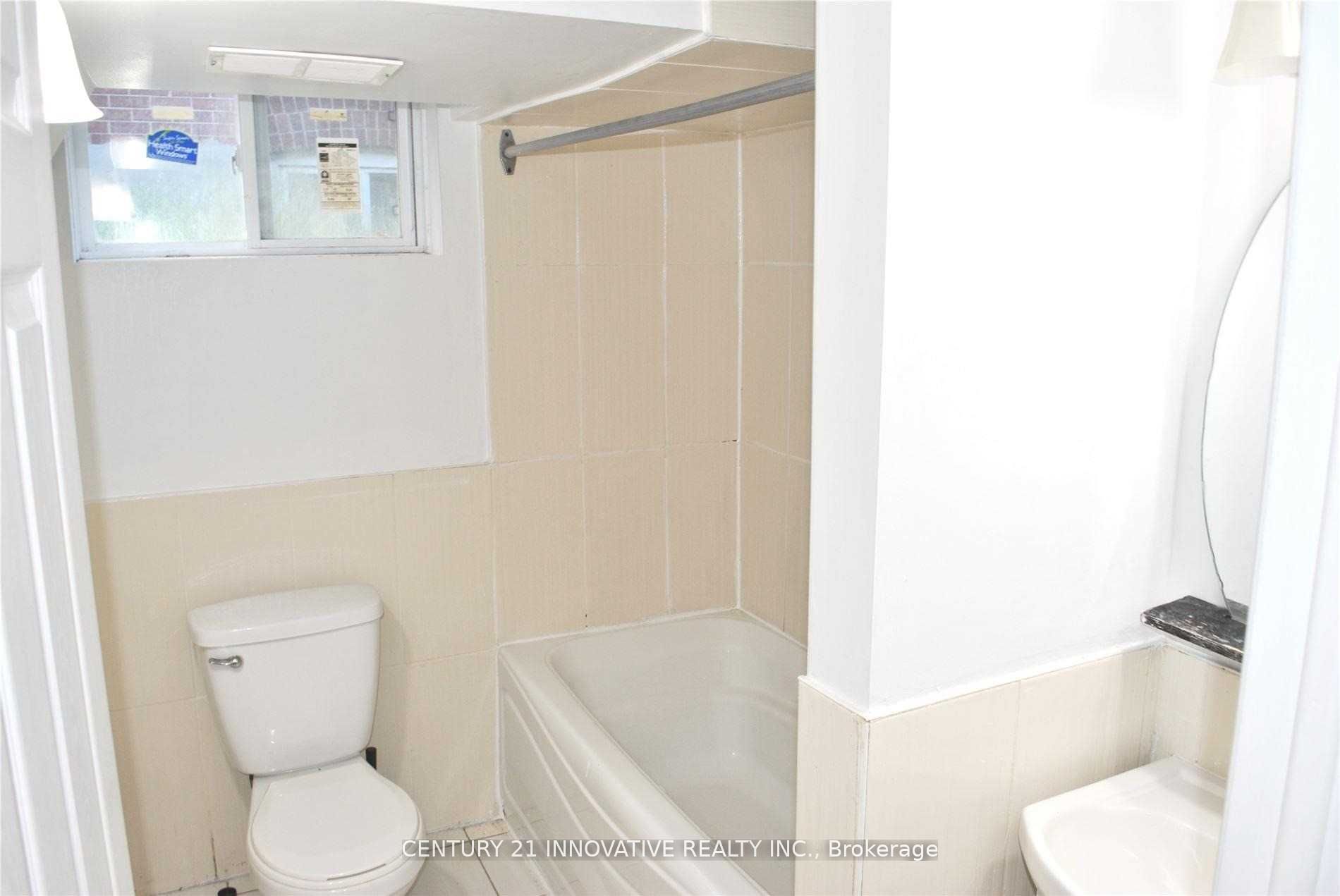 Unit Bsmt 1+1 - 985 Victoria Park Avenue, Toronto 3