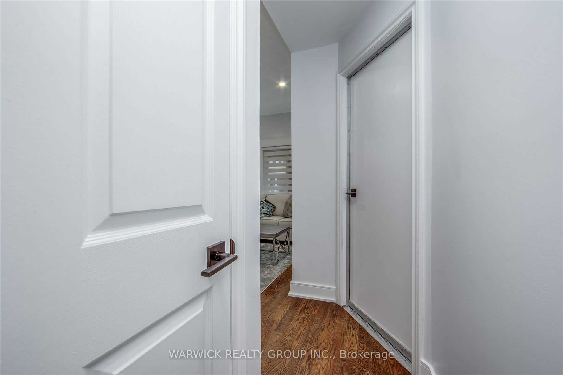 Unit Lower - 57 Bertmount Avenue, Toronto 4