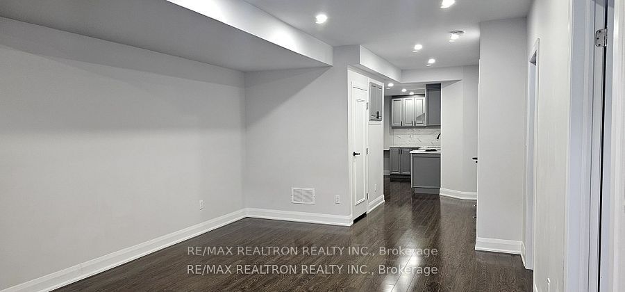 Unit Bsmt - 9 Morley Crescent, Whitby 4