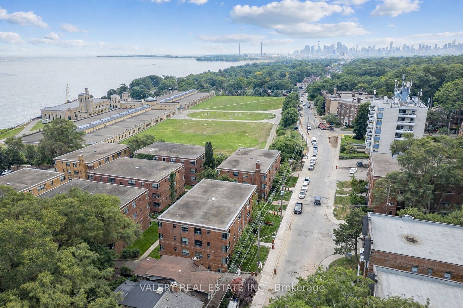 Unit E4 - 3017 Queen Street E, Scarborough 2