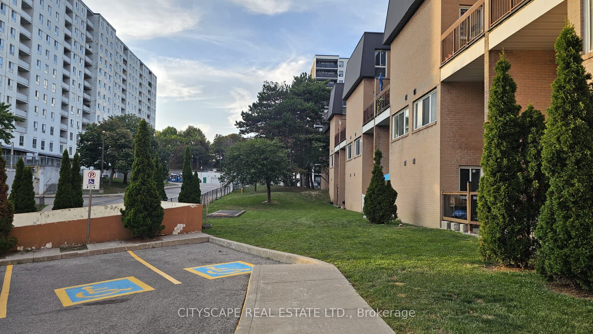 Unit 2096 - 100 Mornelle Court, Scarborough 2