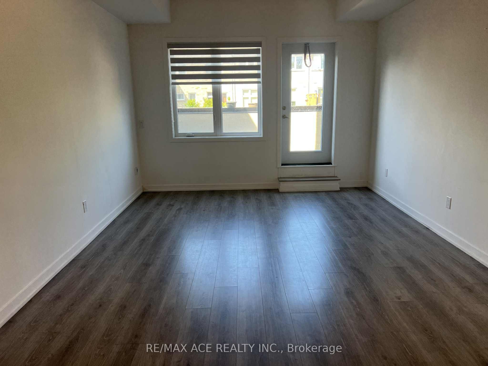 Unit 105 - 3686 St Clair Avenue E, Scarborough 3