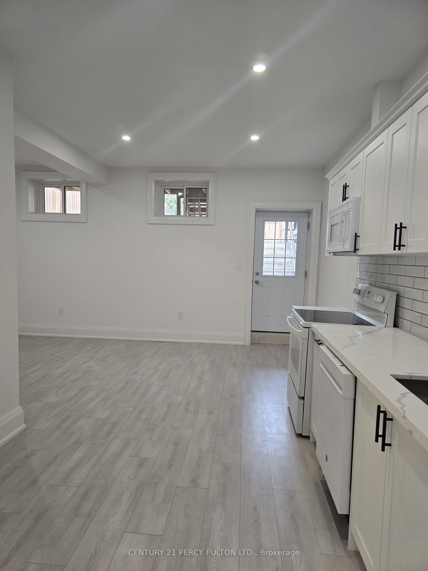 Unit Bsmt - 195 Danforth Road, Scarborough 4
