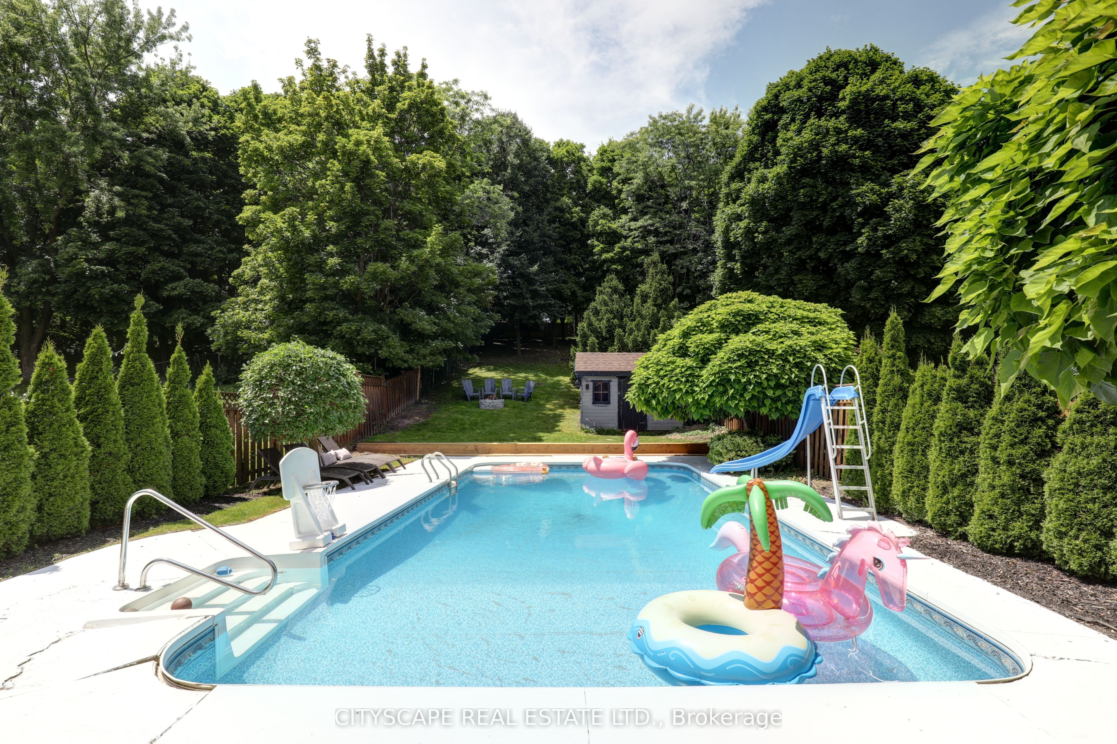Unit Main Floor - 137 Ravenscroft Road, Ajax 1