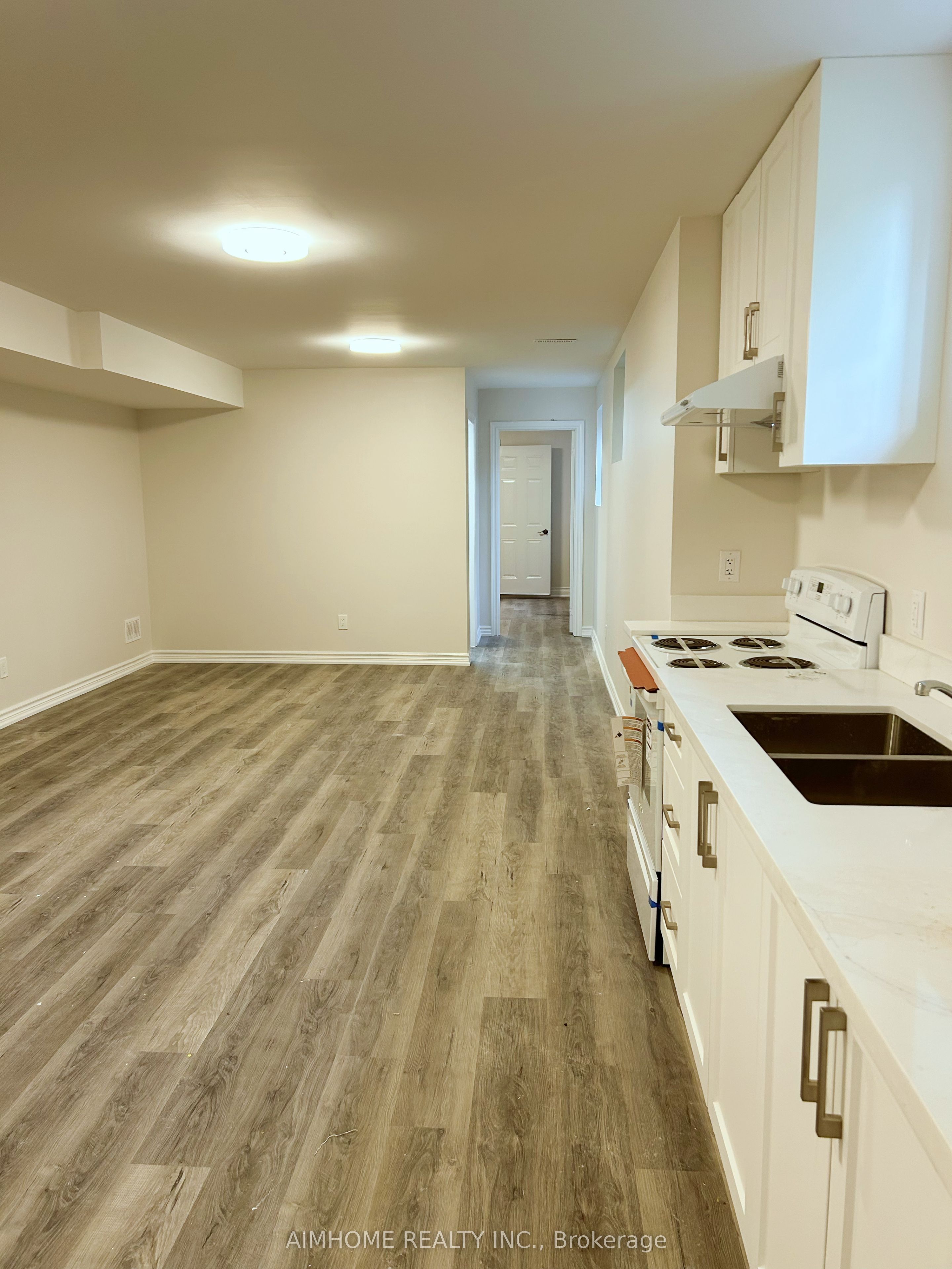 Unit LegBsmt - 27 Maple Edge Lane, Whitby 3