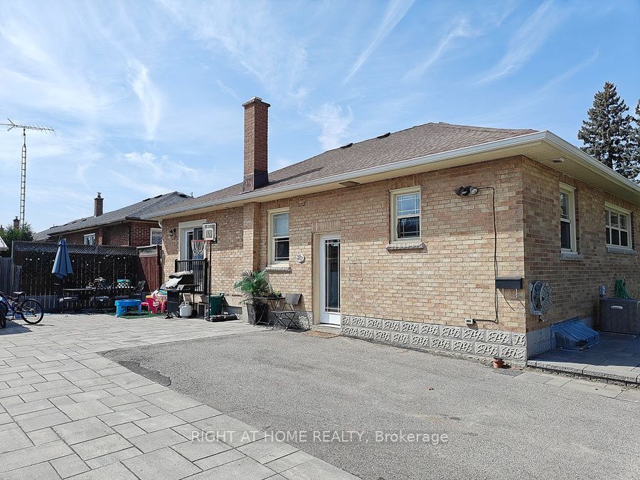 Unit Main Floor - 45 Prince Street, Clarington 3