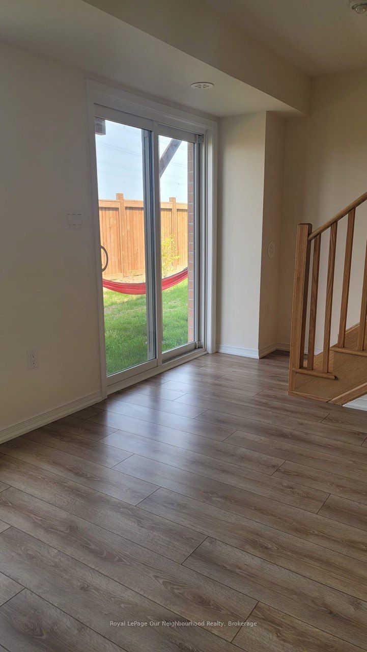 2663 Magdalen Path, Oshawa 5