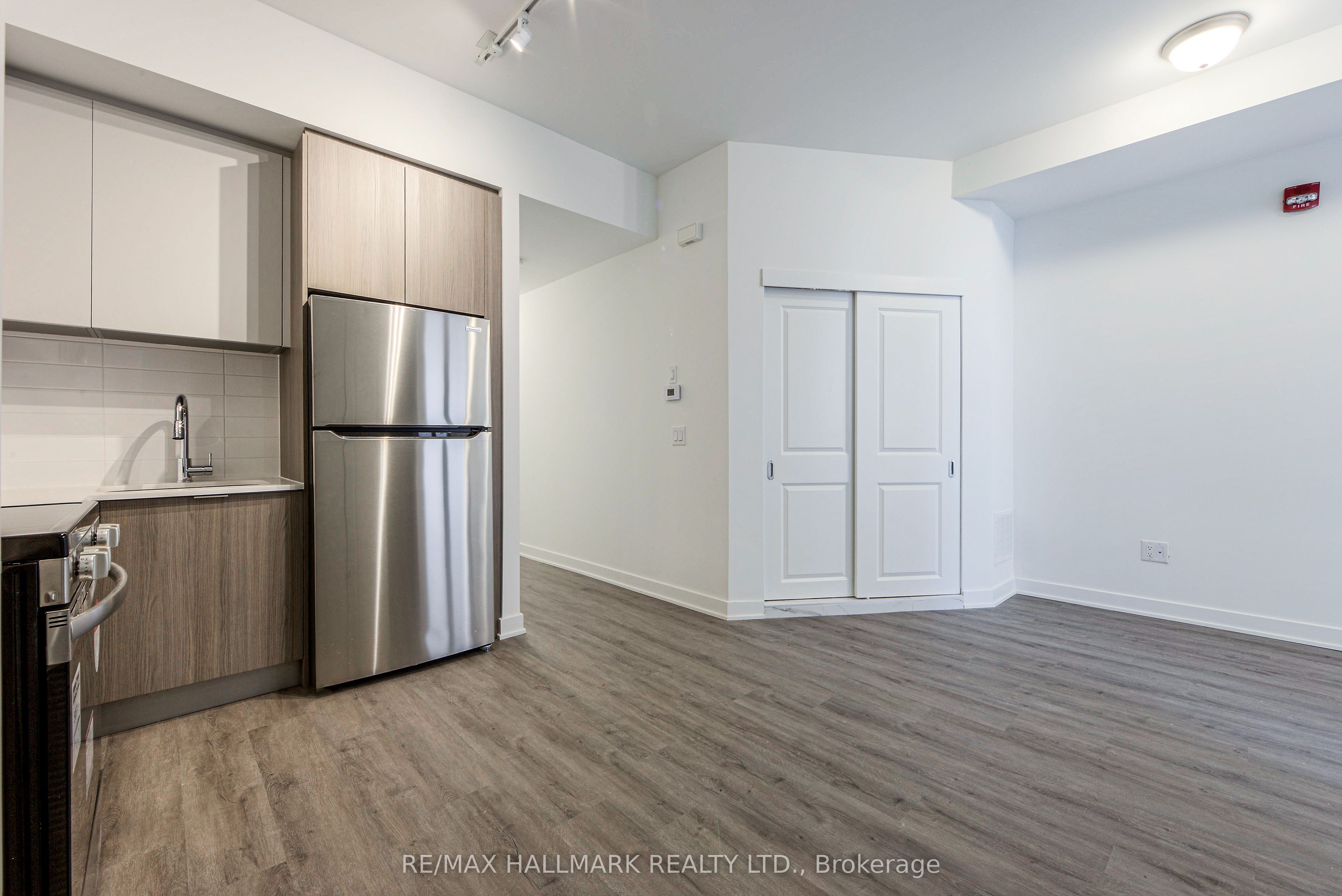 Unit 103 - 35 Danforth Road, Scarborough 5