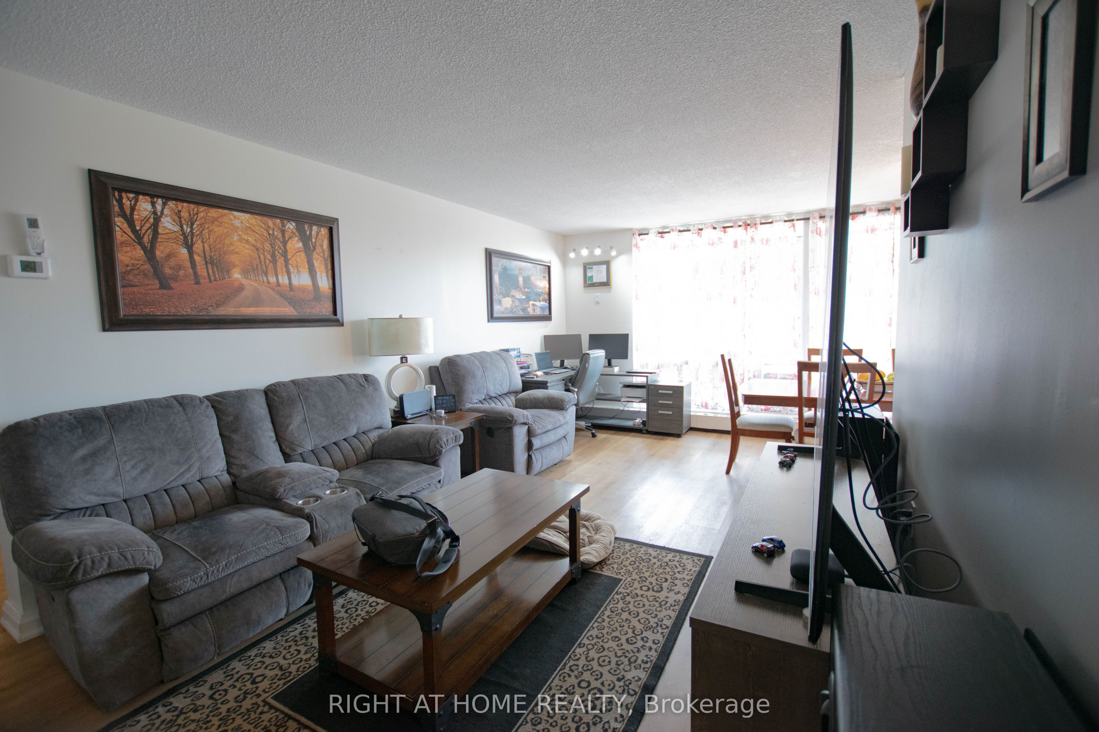 Unit 107 - 1210 Radom Street, Pickering 3