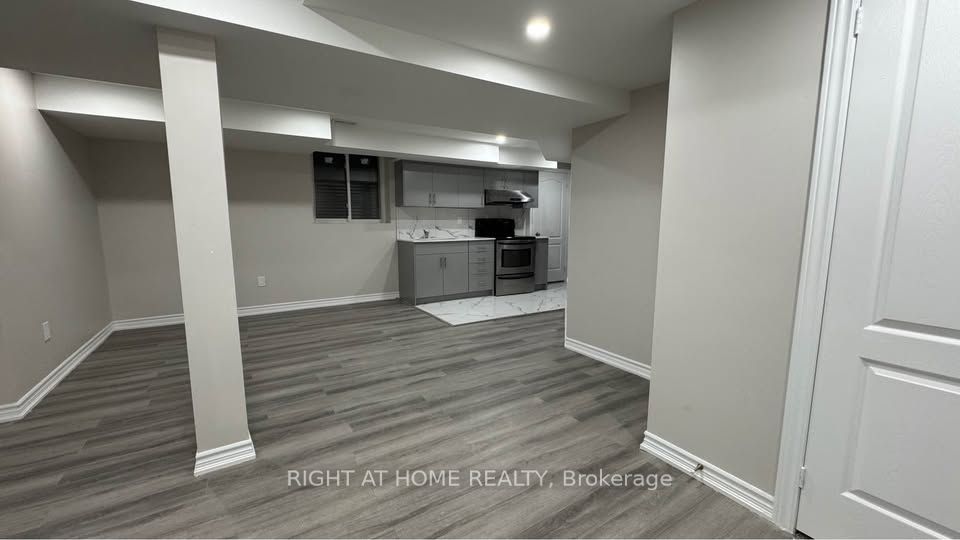 Unit Lower - 1843 Grandview Street N, Oshawa 4