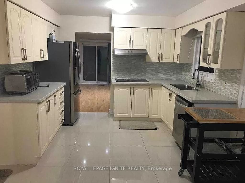 Unit Main - 72 Brimstone Crescent, Scarborough 5