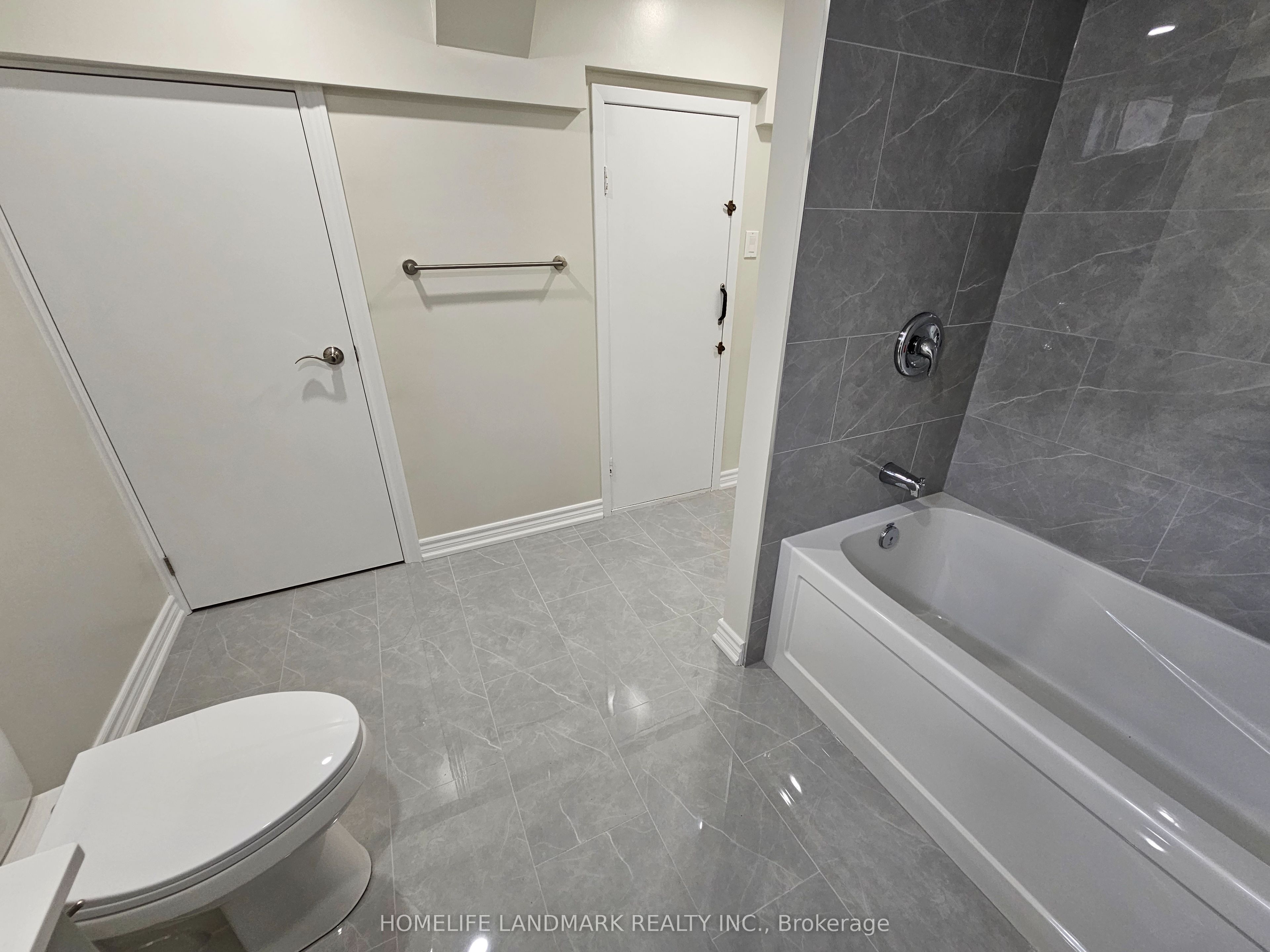 Unit Lower - 499 Tennyson Court, Oshawa 4