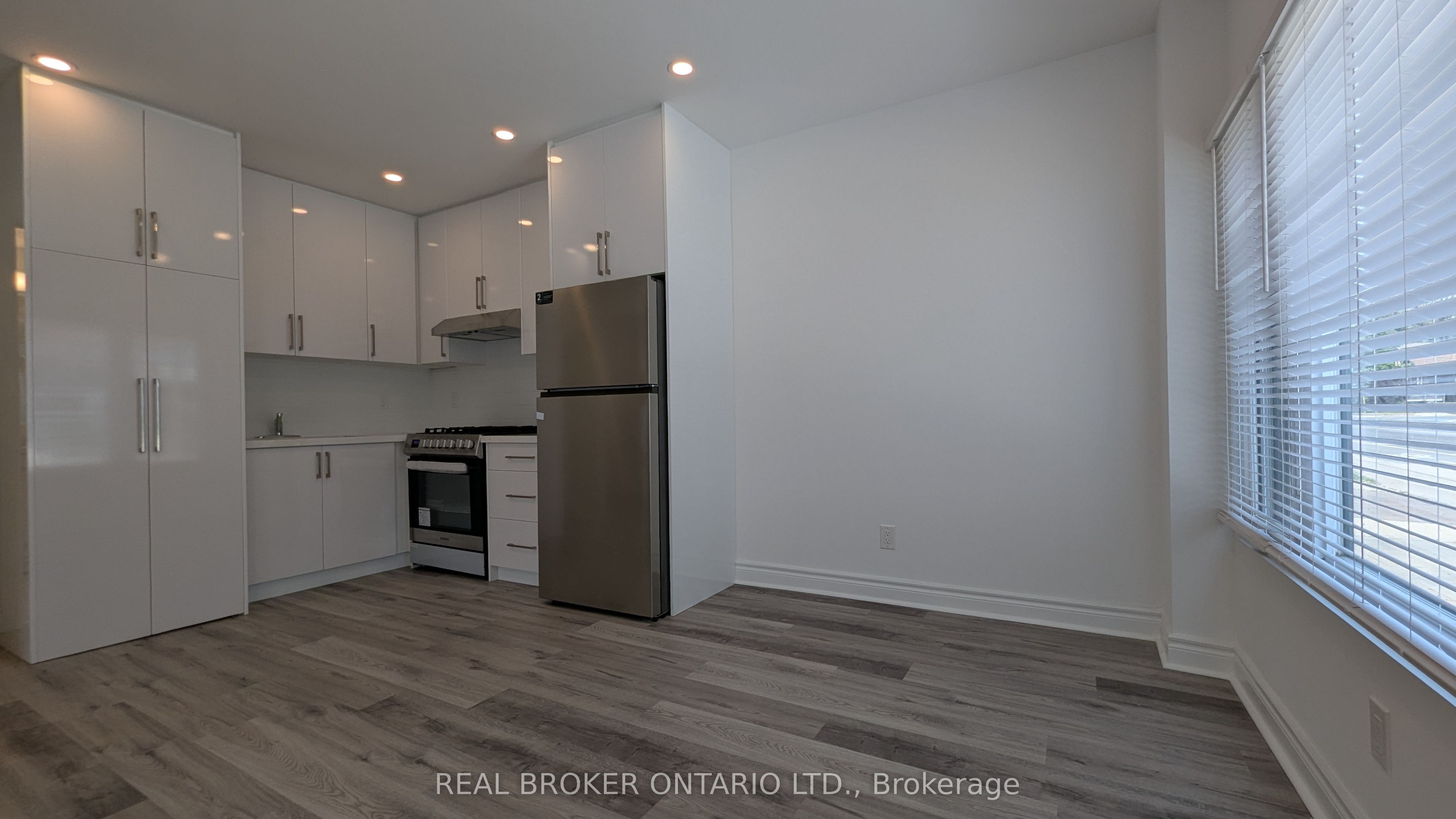 Unit Unit 1 - 1150 Woodbine Avenue, Toronto 2