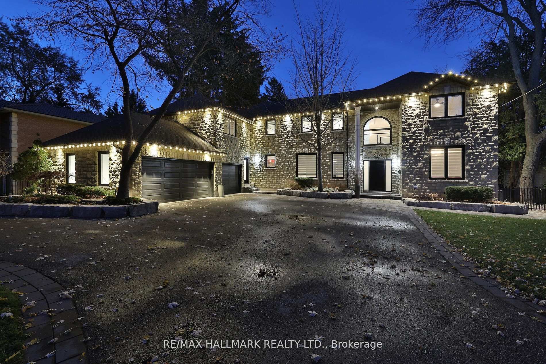 88 Colonel Danforth Trail, Scarborough 3