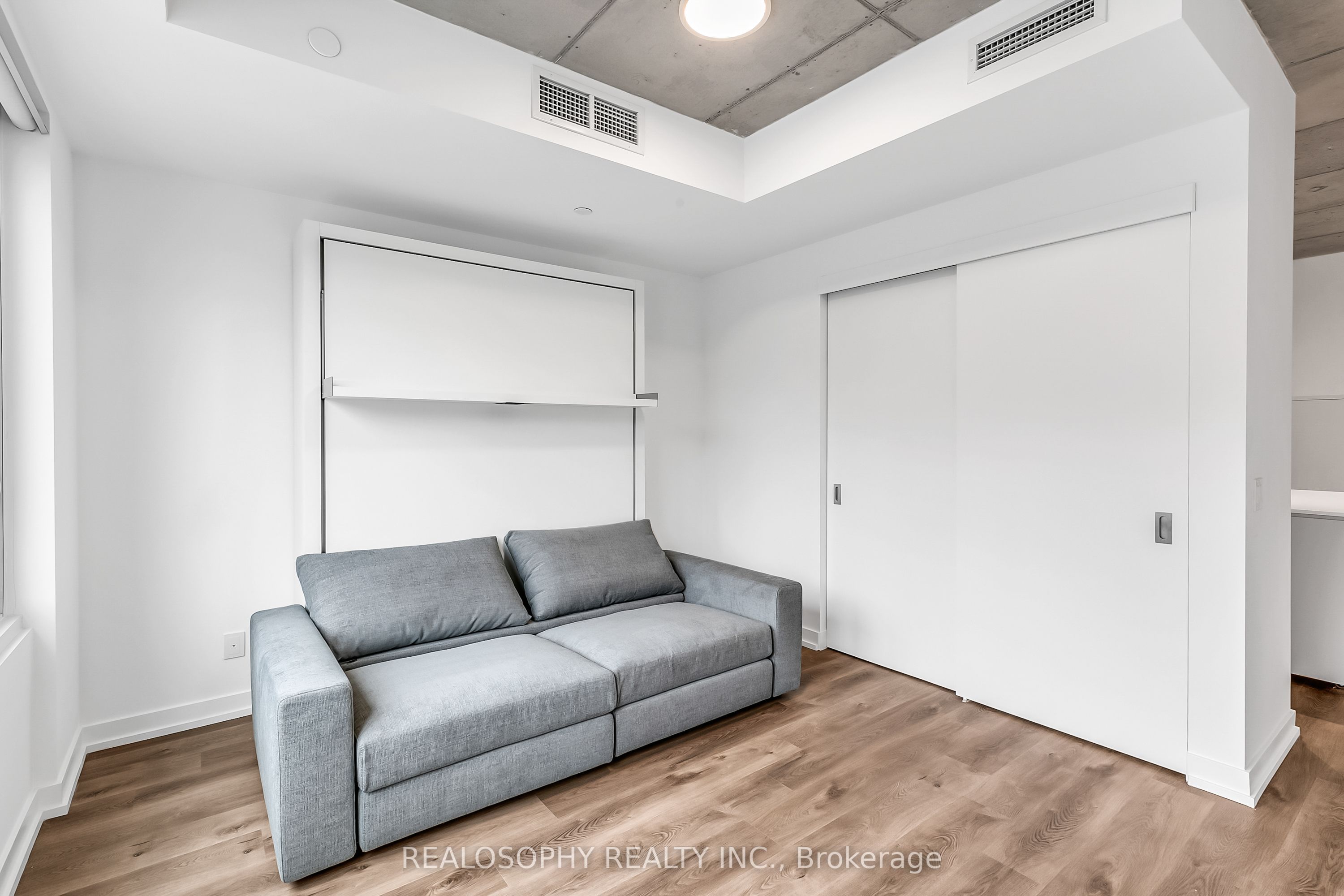 Unit 307 - 115 Larchmount Avenue, Toronto 5