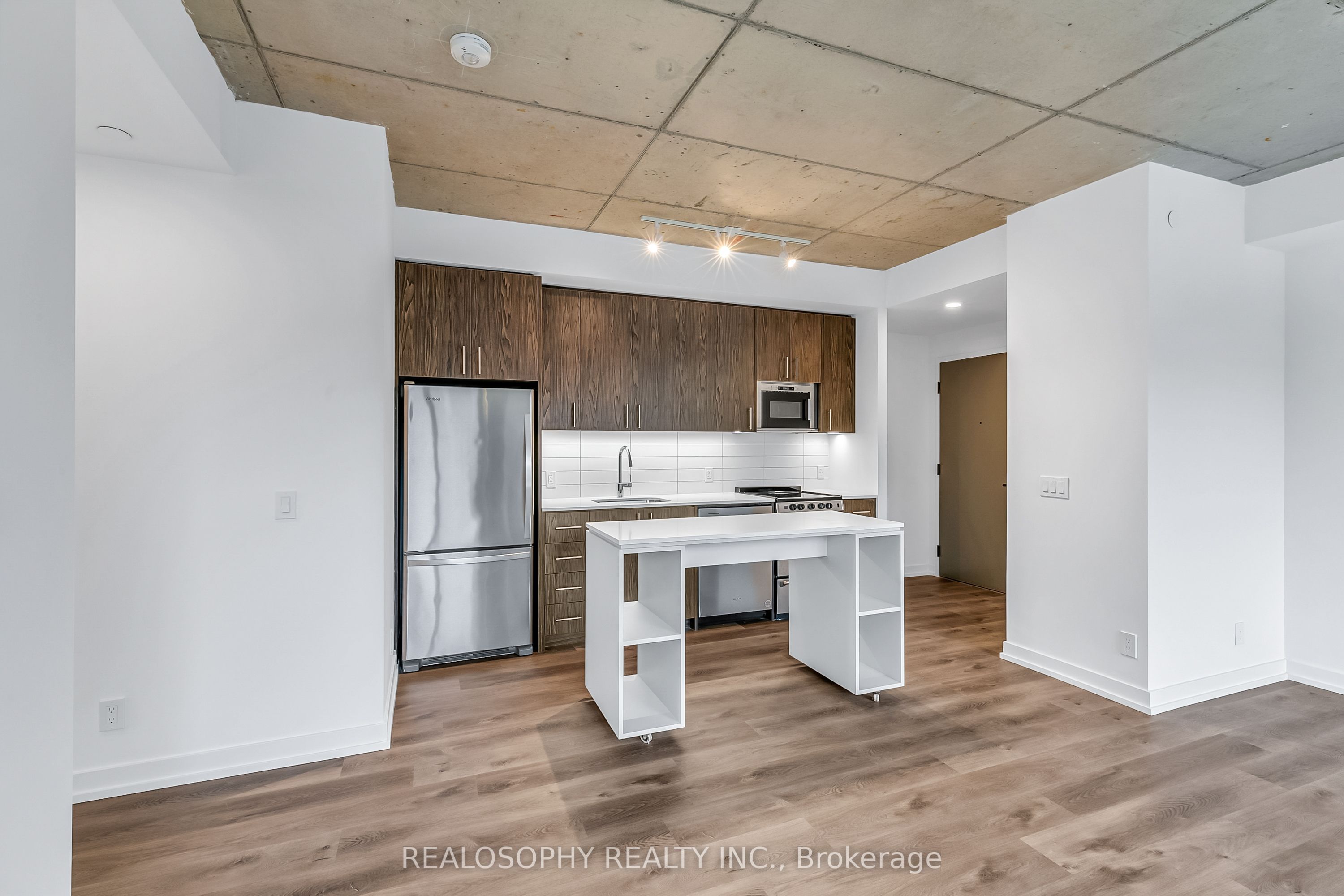 Unit 303 - 115 Larchmount Avenue, Toronto 3