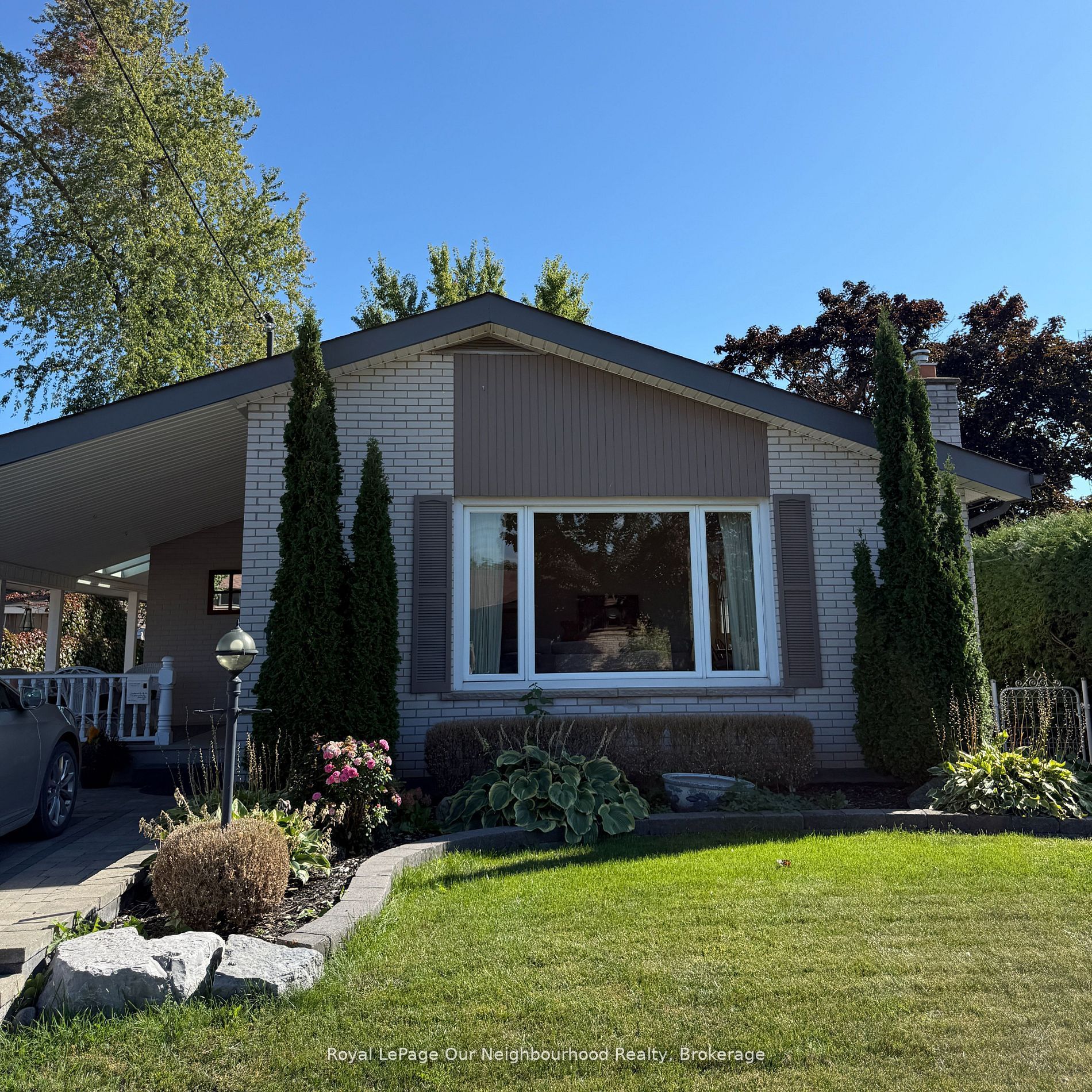 15 Fourth Street, Clarington 1