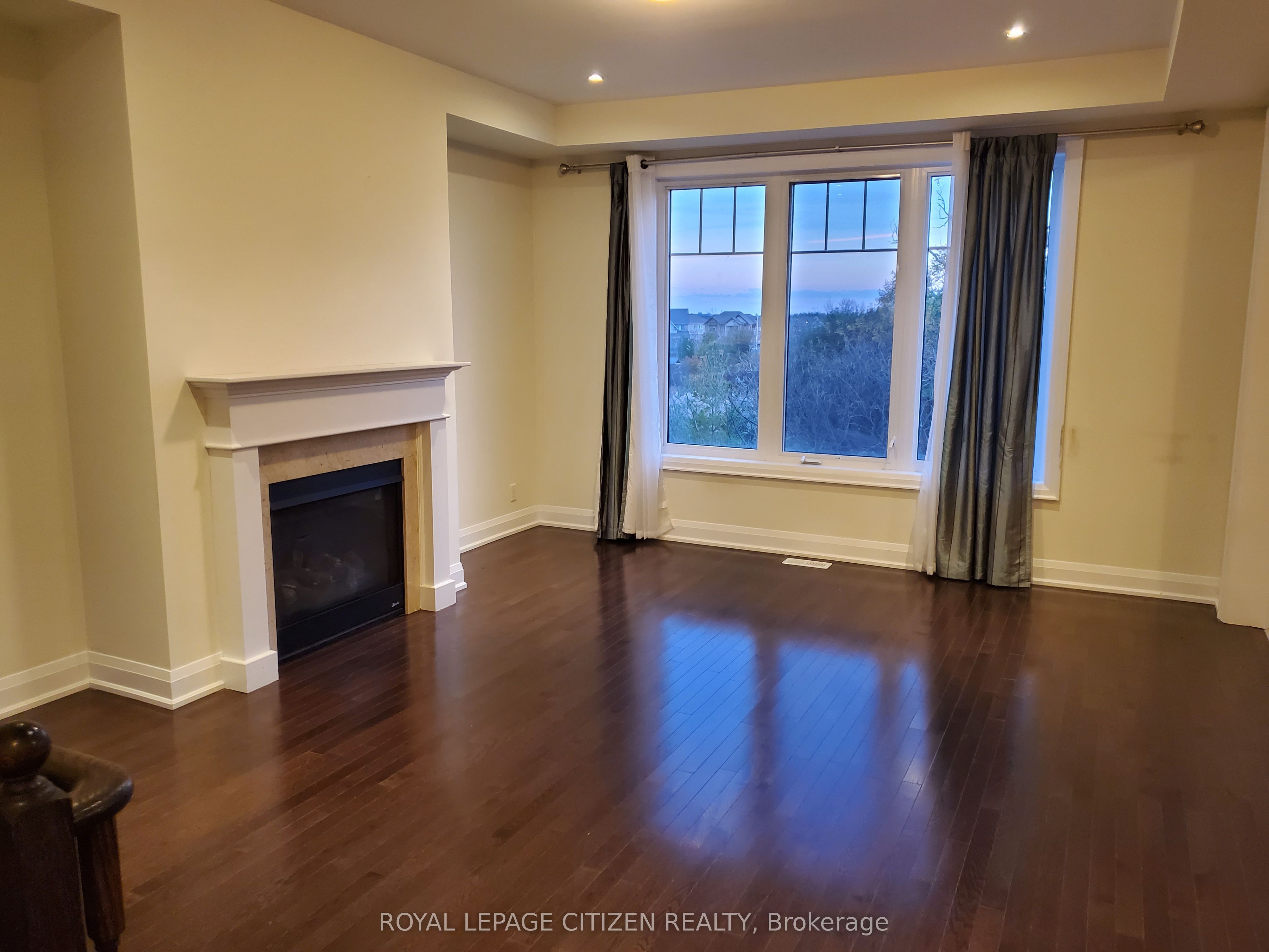 211 Symington Avenue, Oshawa 3