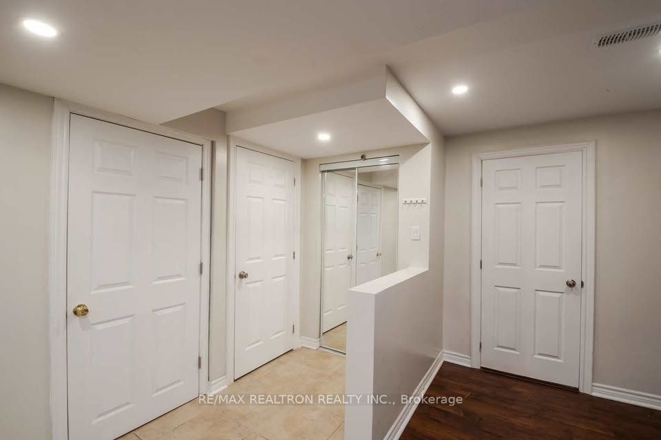 Unit Bsmnt - 167 Rivers Edge Place, Whitby 2
