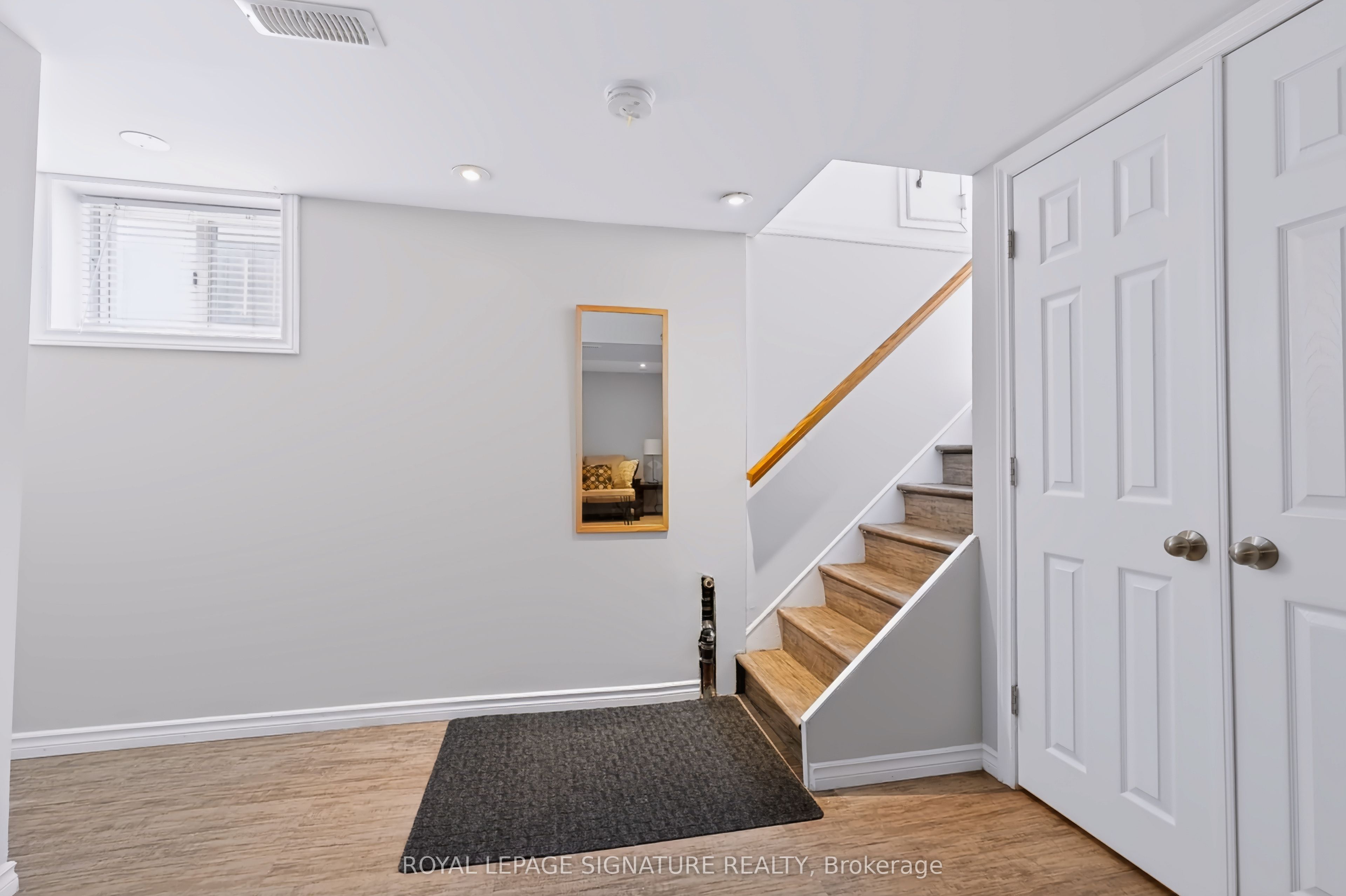 Unit Bsmt - 66 Miramar Crescent, Scarborough 3