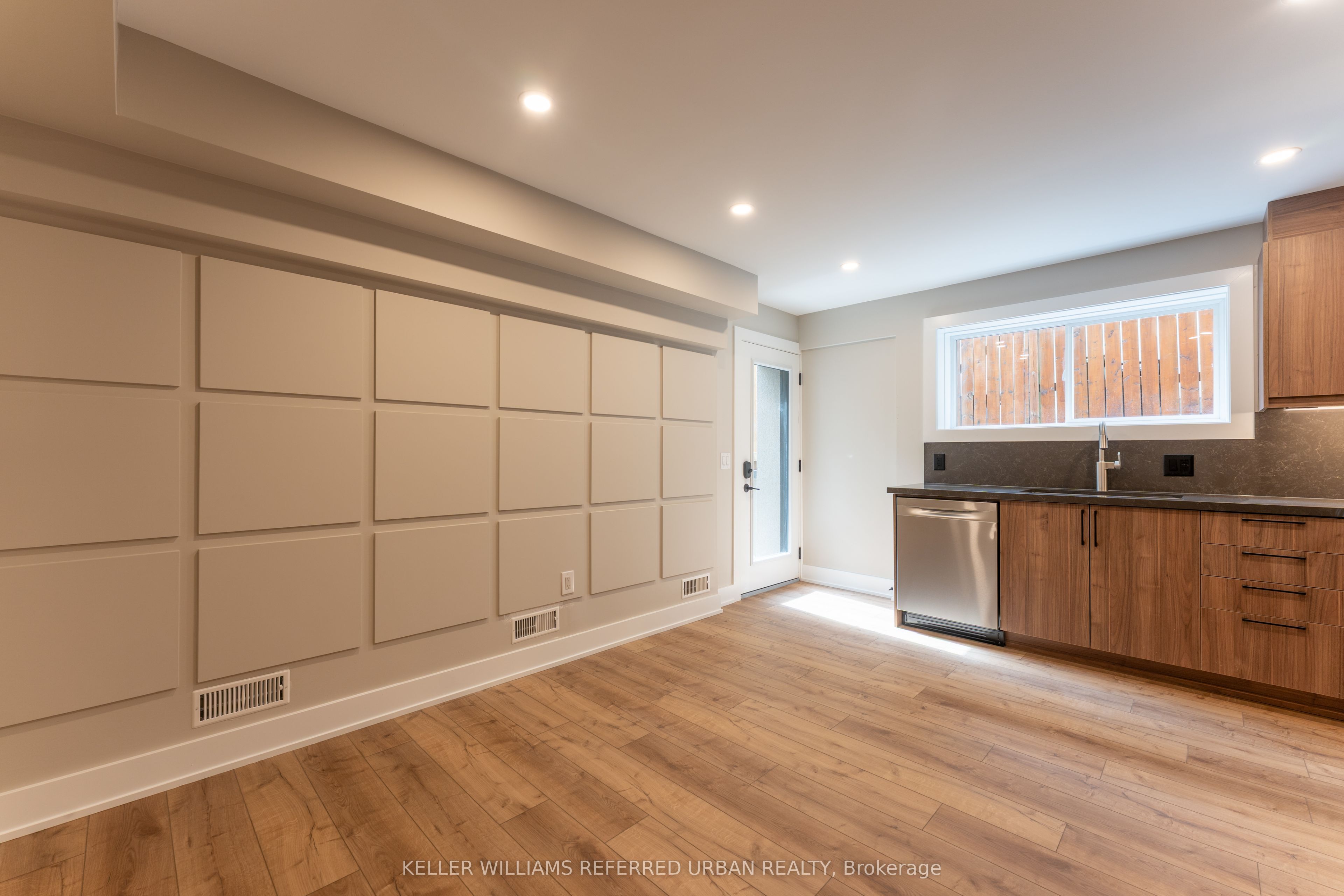 Unit 1 - 352 Jones Avenue, Toronto 3
