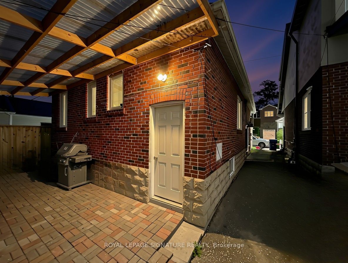 Unit Bsmt - 118 Harding Boulevard, Scarborough 2