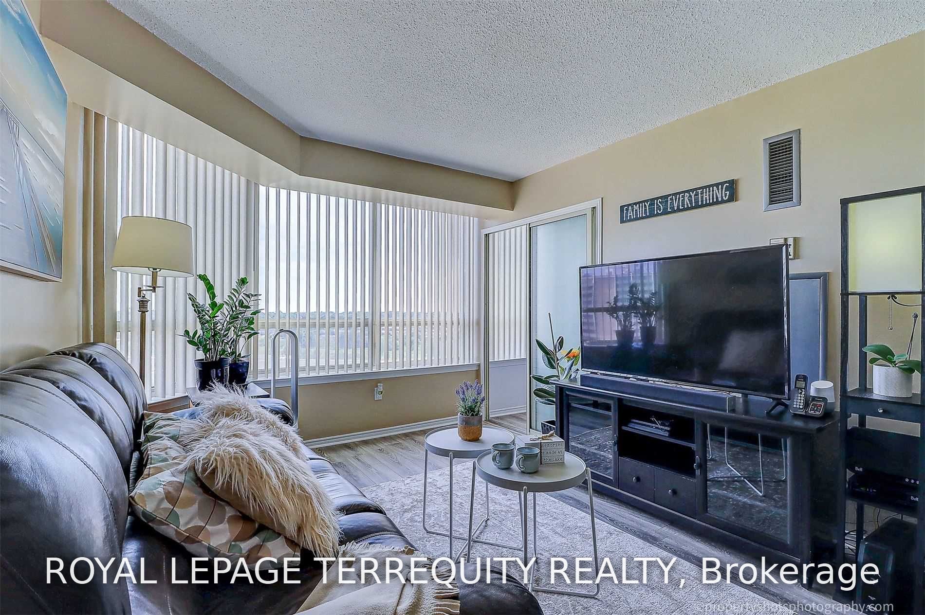 Unit 1710 - 5 Greystone Walk Drive, Scarborough 3