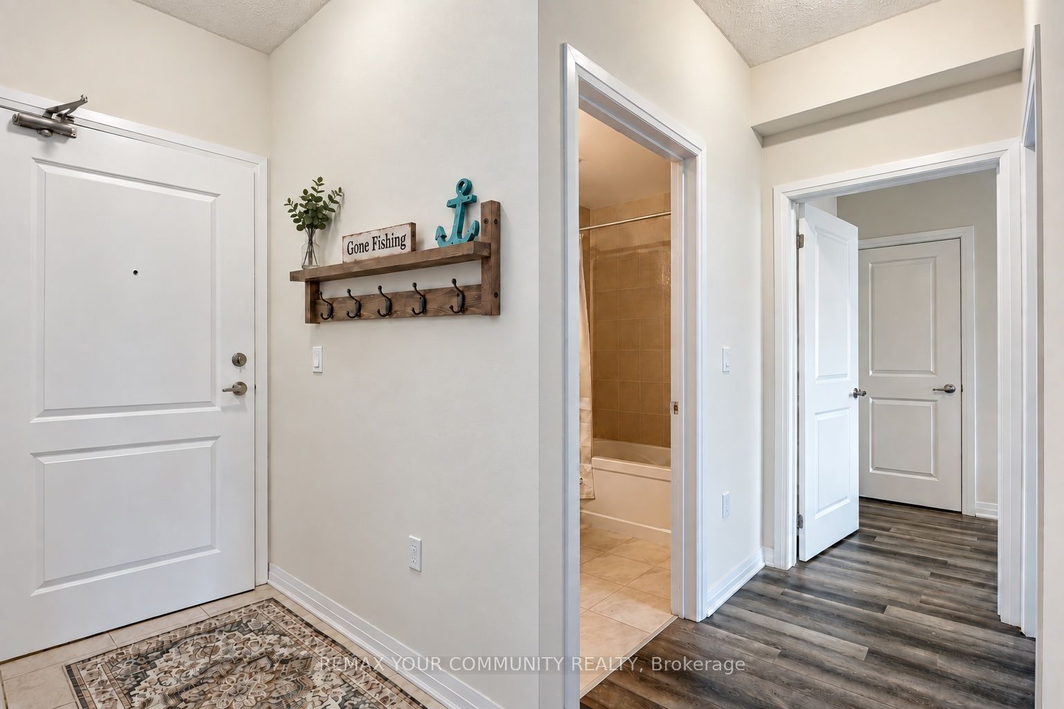 Unit 202 - 65 Shipway Avenue, Clarington 3