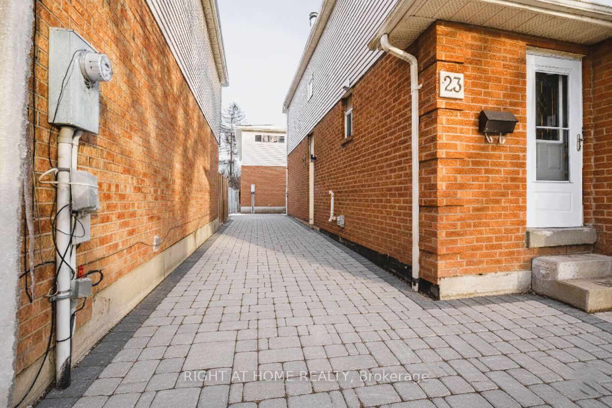 Unit B - 23 Kirkham Drive, Ajax 2