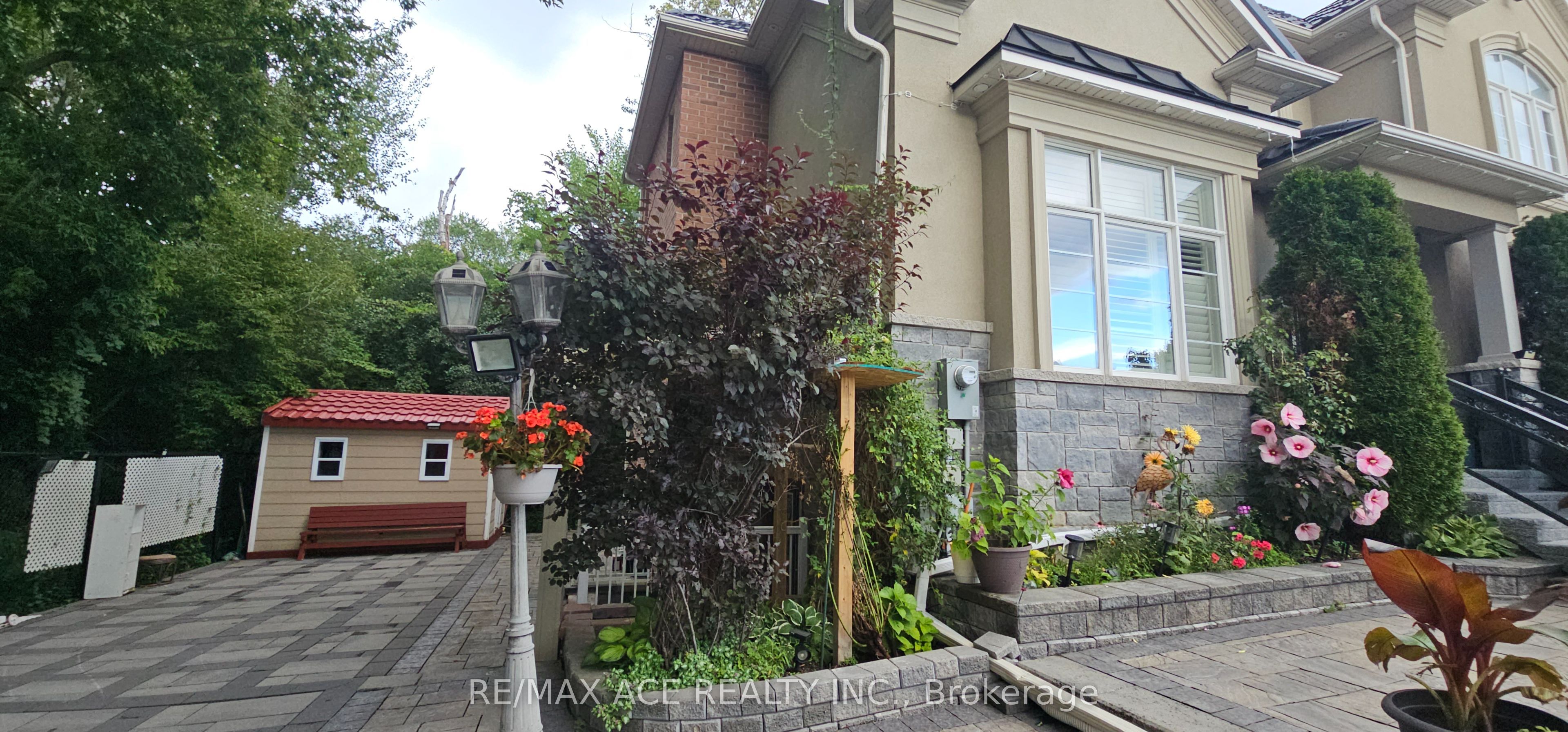 Unit Bsmt - 25 Fawnridge Trail, Scarborough 2