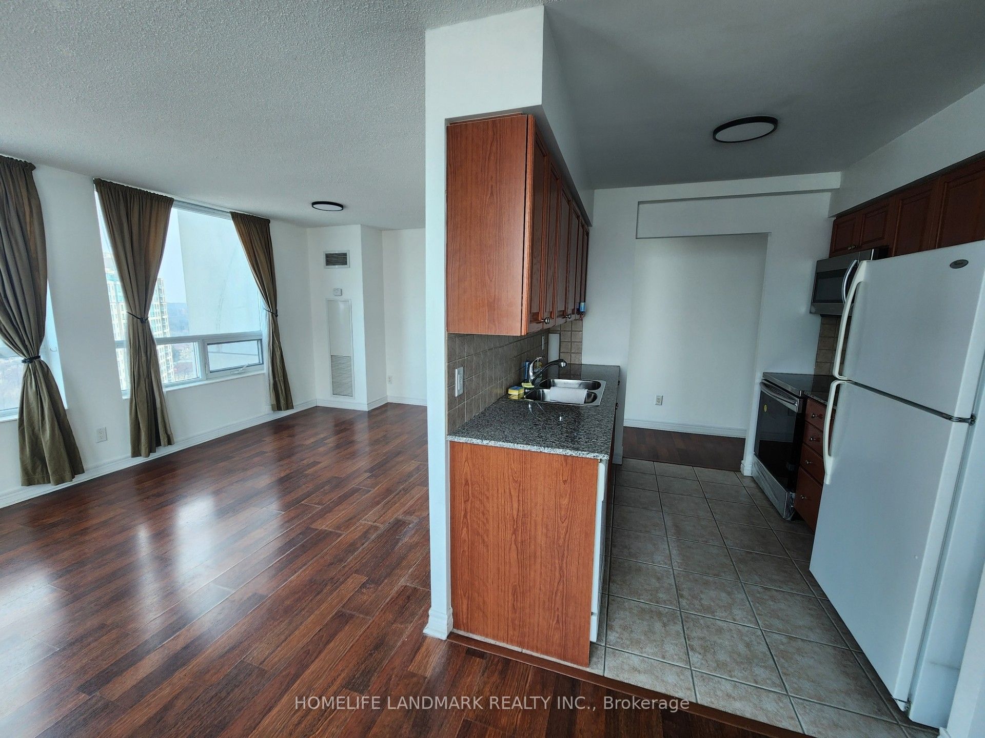 Unit 1912 - 83 Borough Drive, Scarborough 5