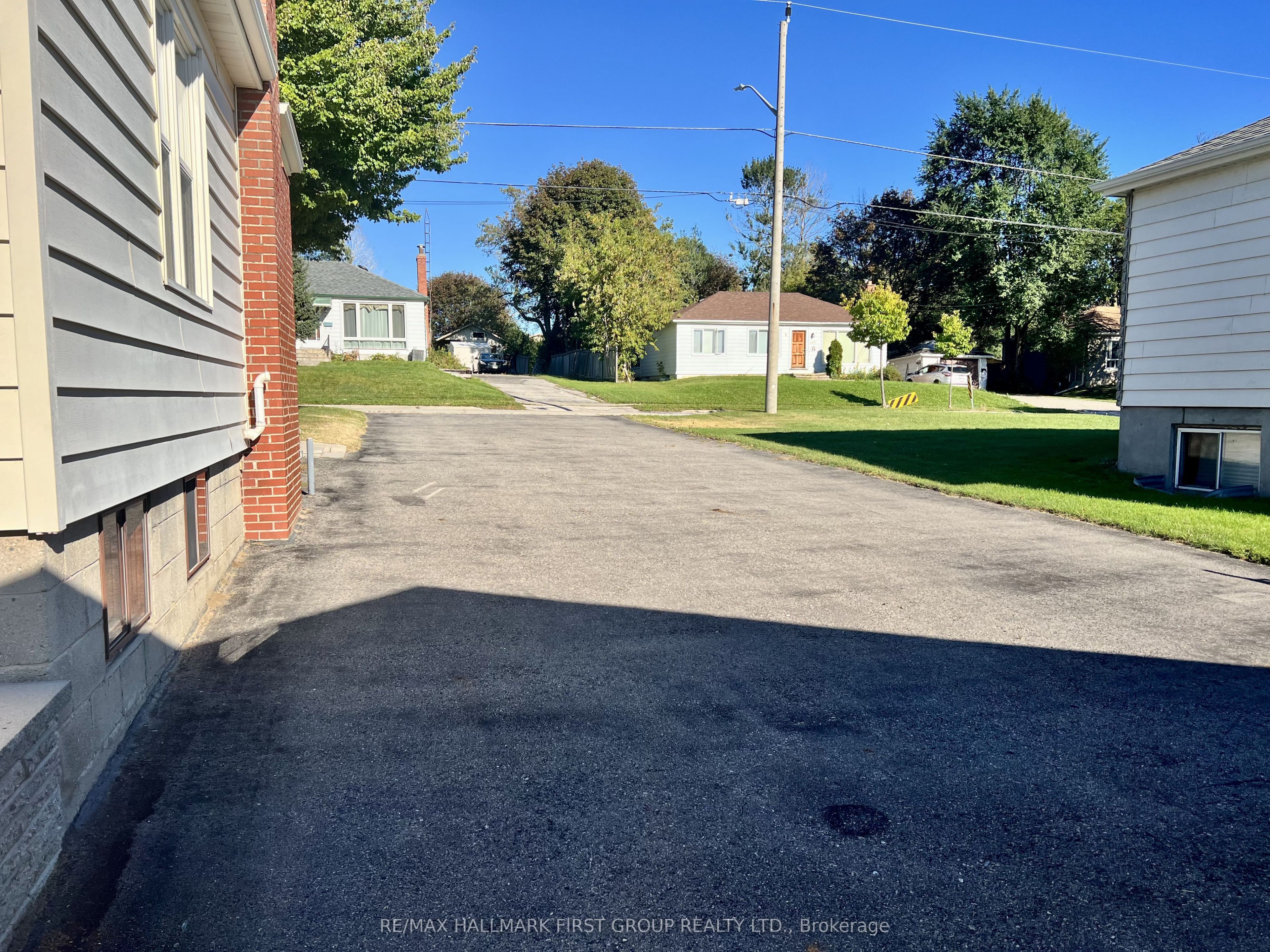 1984 Glendale Drive, Pickering 5