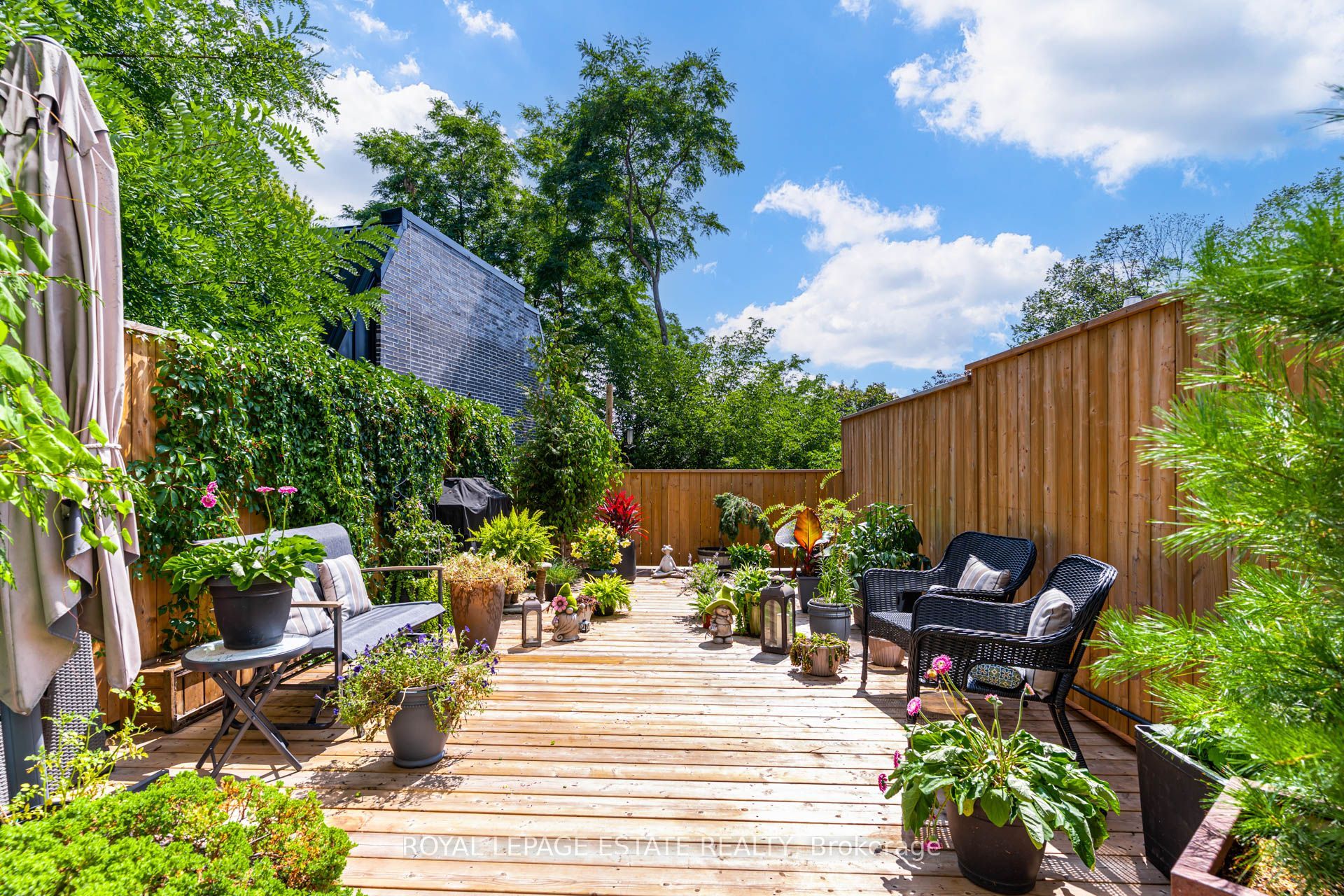 Unit 6 - 517 Kingston Road, Toronto 2