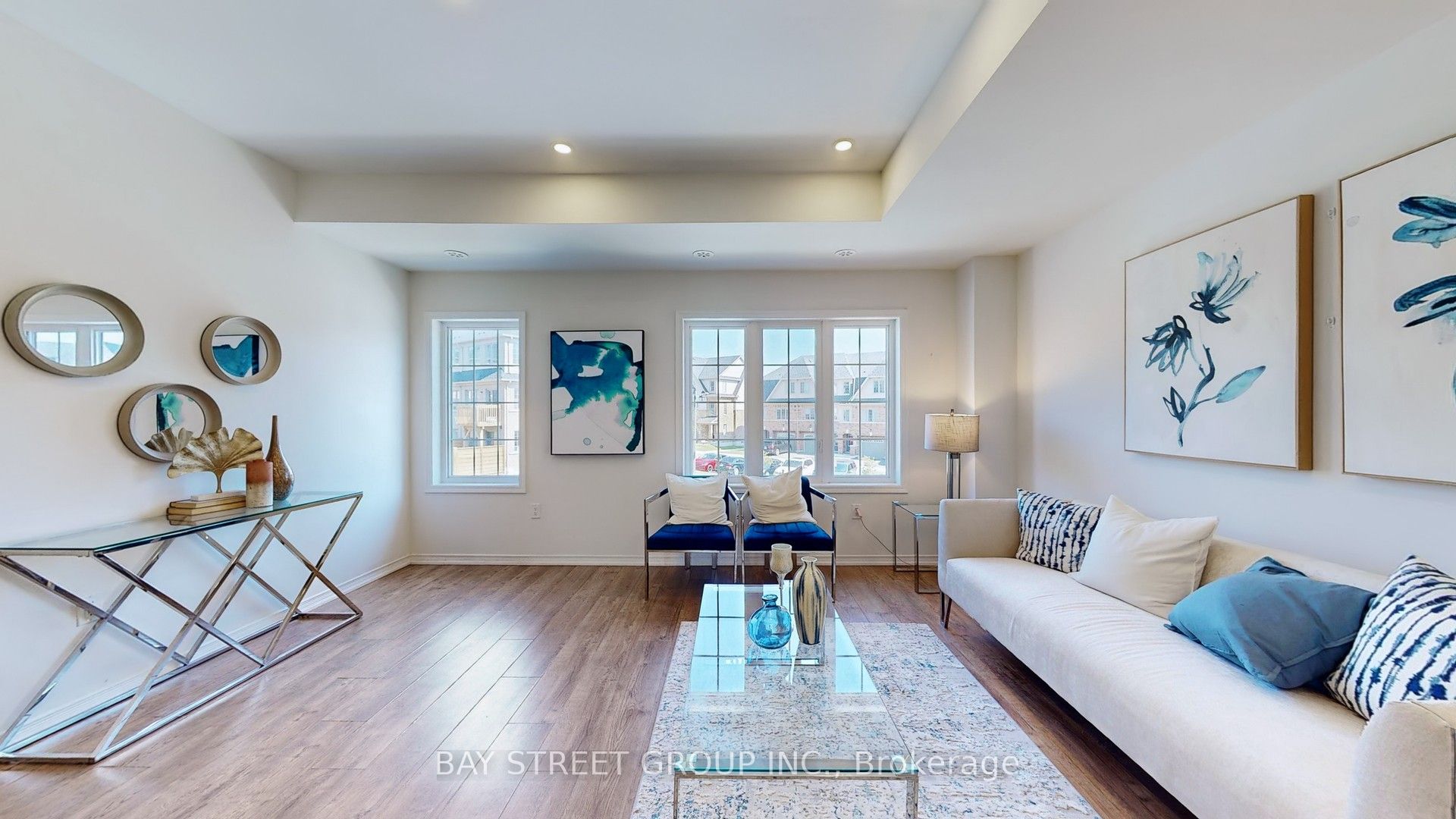 2695 Magdalen Path, Oshawa 4