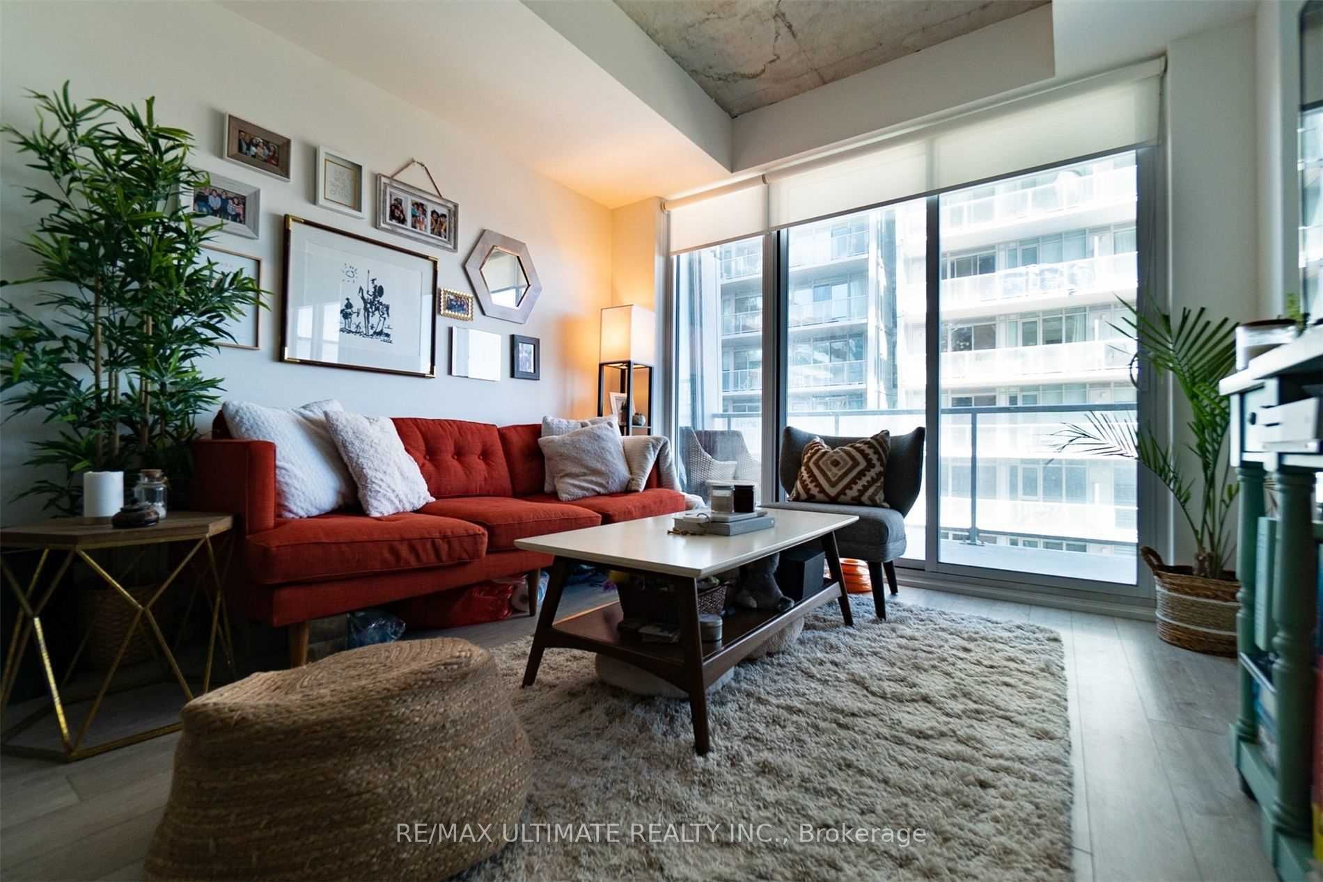 Unit 403 - 15 Baseball Place, Toronto 3