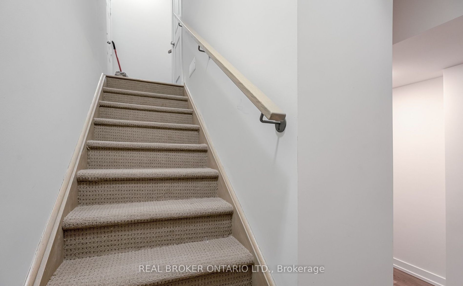 Unit 20A - 400 Finch Avenue, Pickering 5
