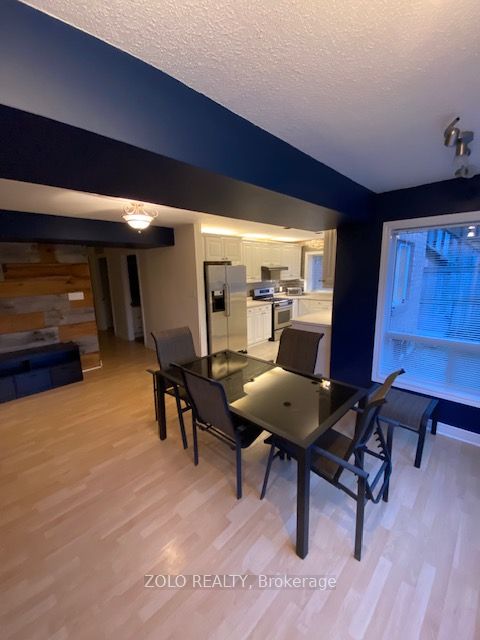 24 Coburn Crescent, New Tecumseth 3