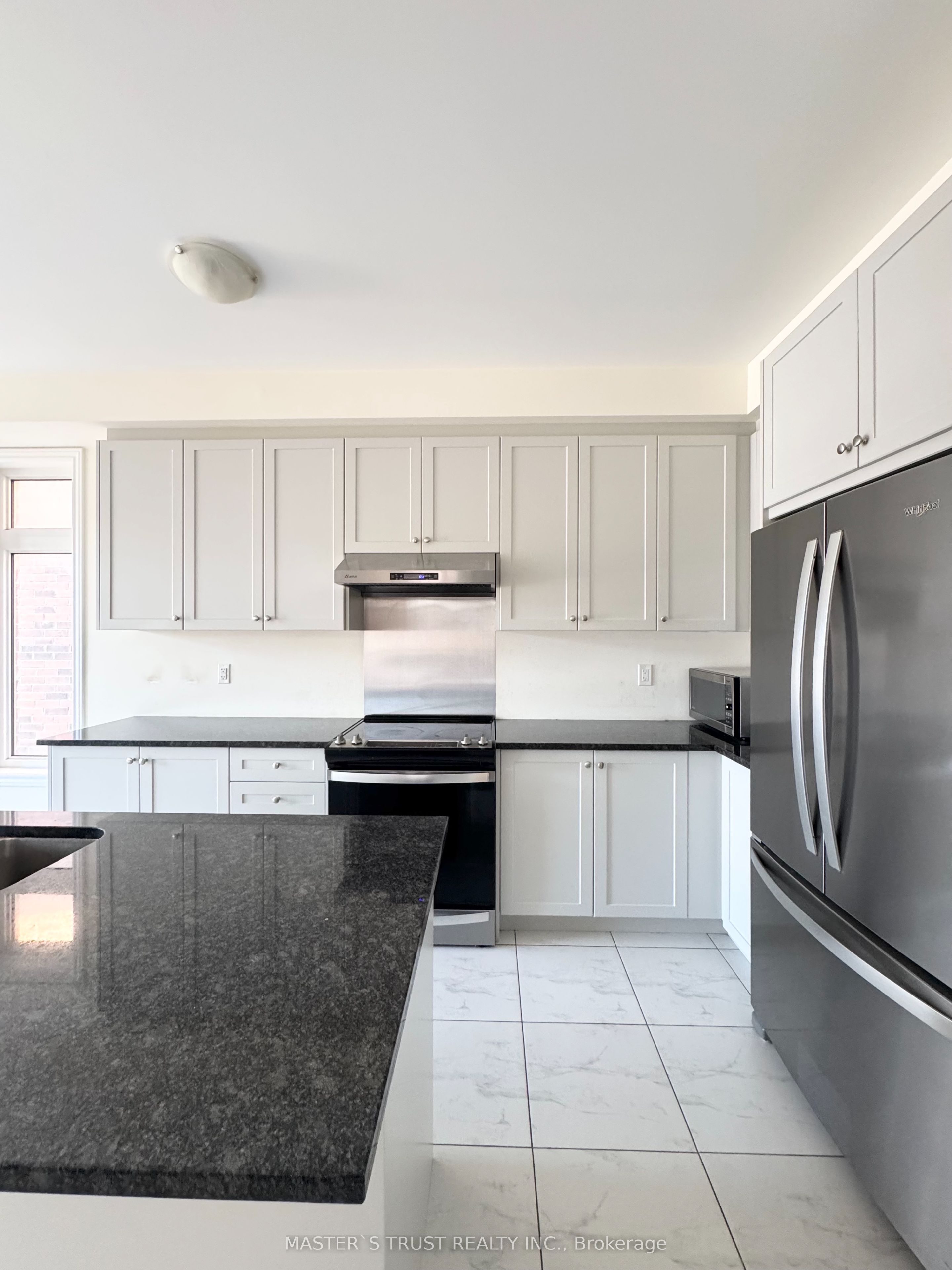 78 Kentledge Avenue, East Gwillimbury 4