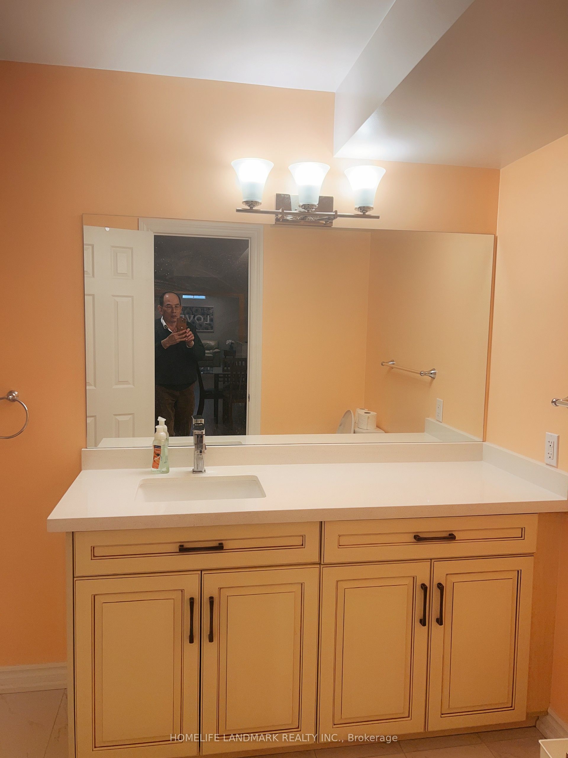 8 Stony Hill Boulevard S, Markham 3