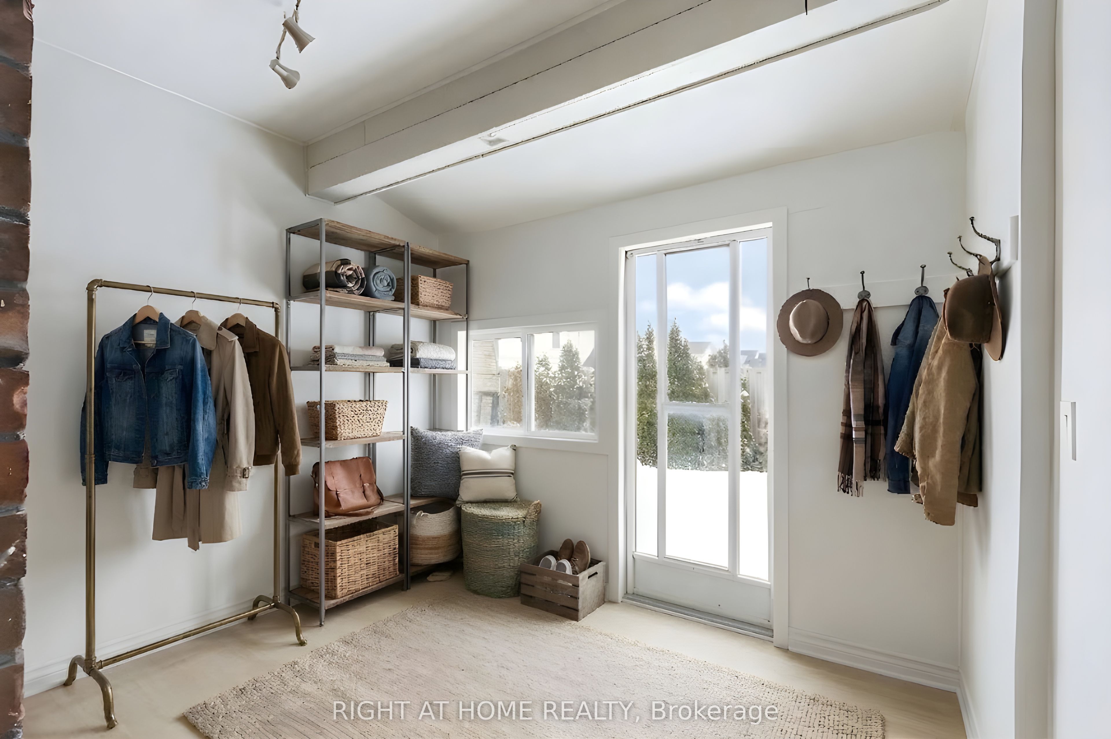 Unit Main Floor - 443 Ontario Street, Newmarket 5