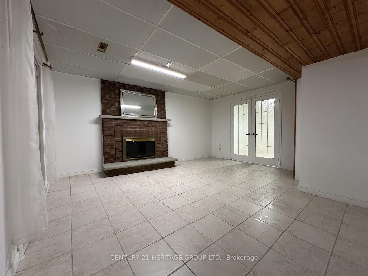 Unit Bsmt - 37 April Gardens N, Aurora 5