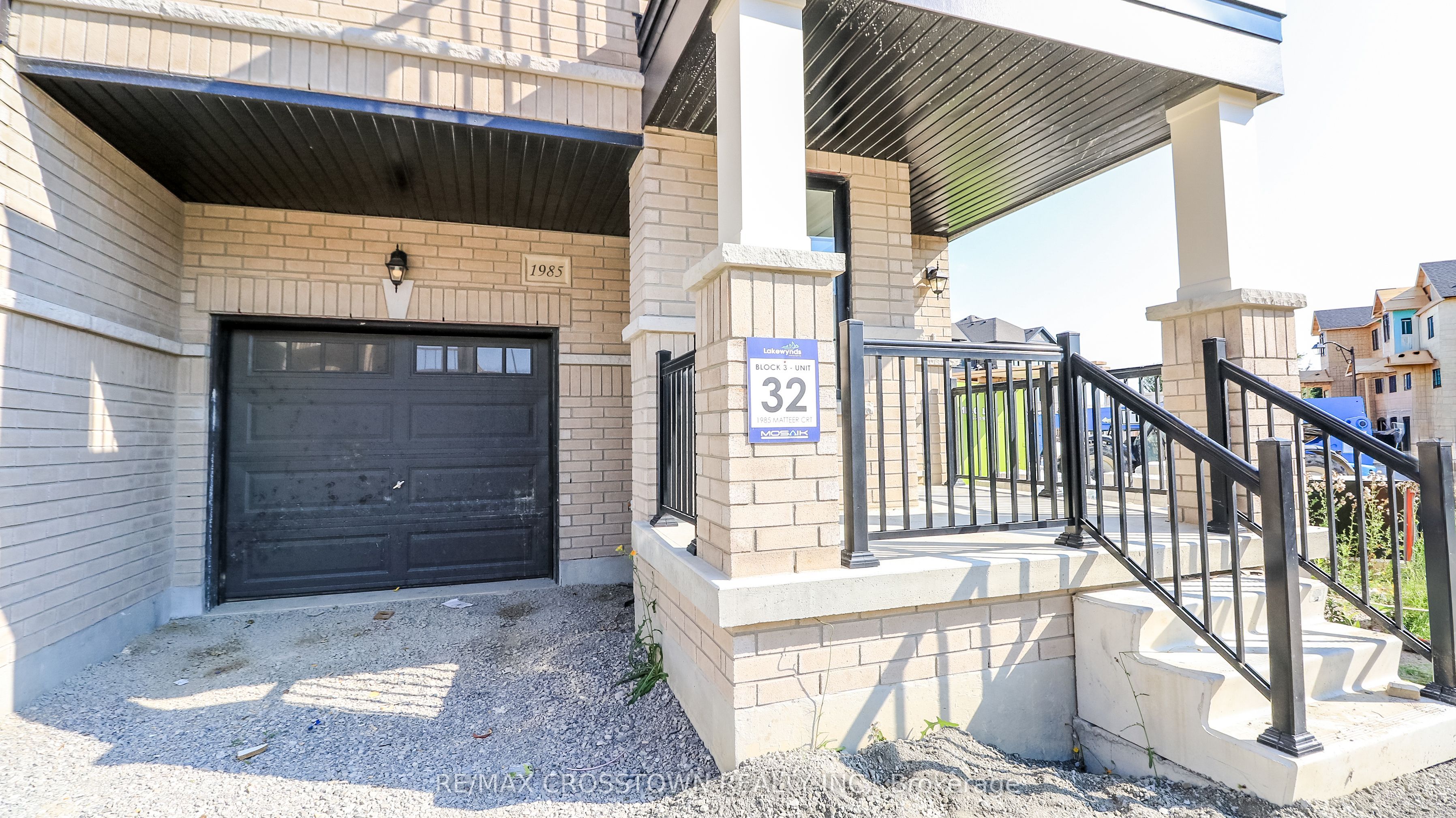 Unit 32 - 1985 Matteer Court, Innisfil 2
