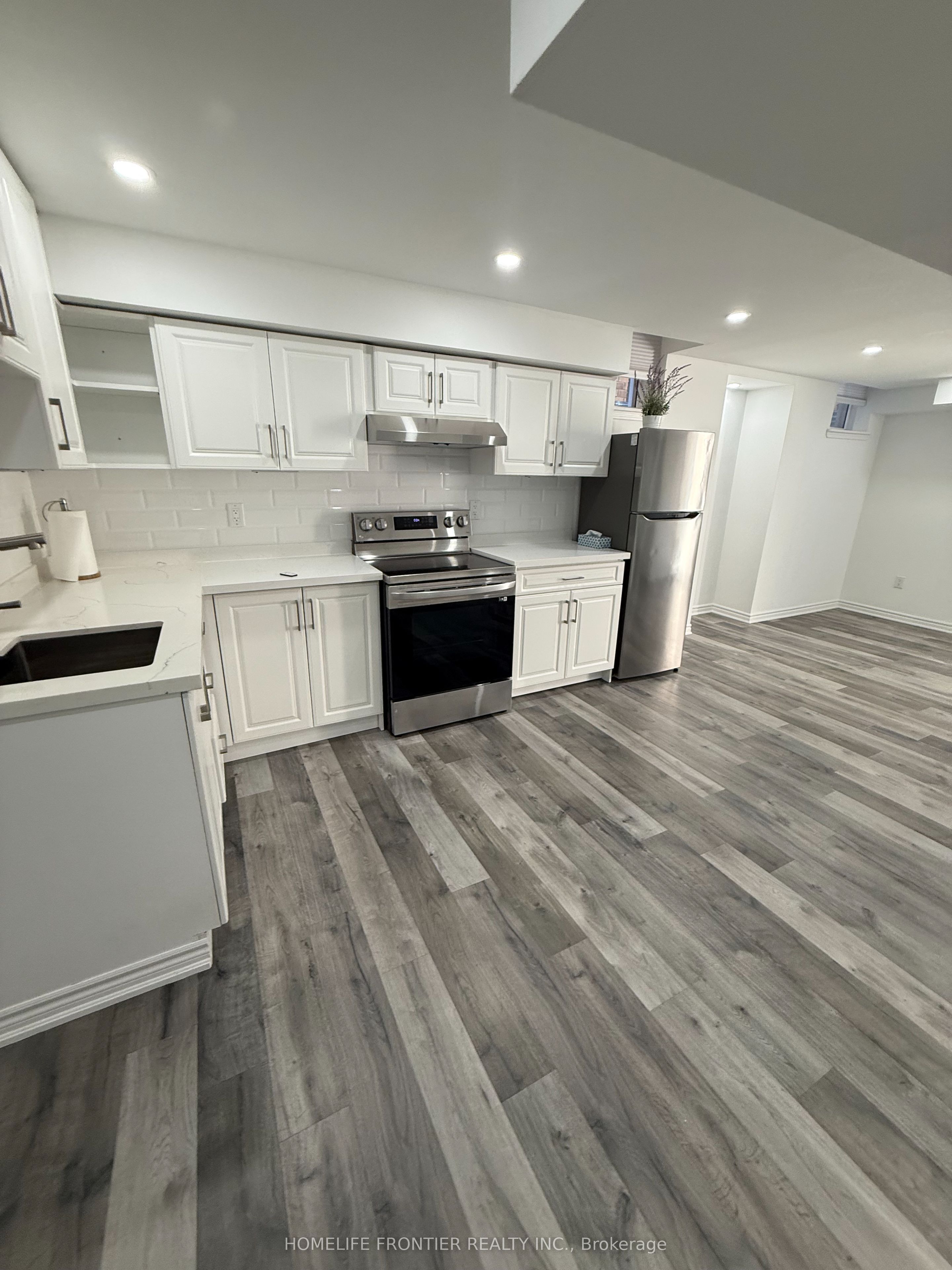 Unit BASEMENT - 586 Sweetwater Crescent, Newmarket 1