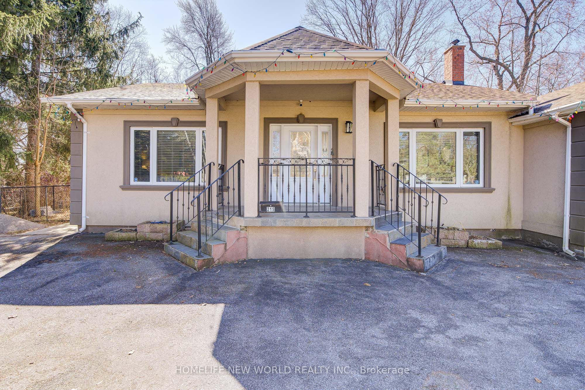 215 Willow Drive, Georgina 5