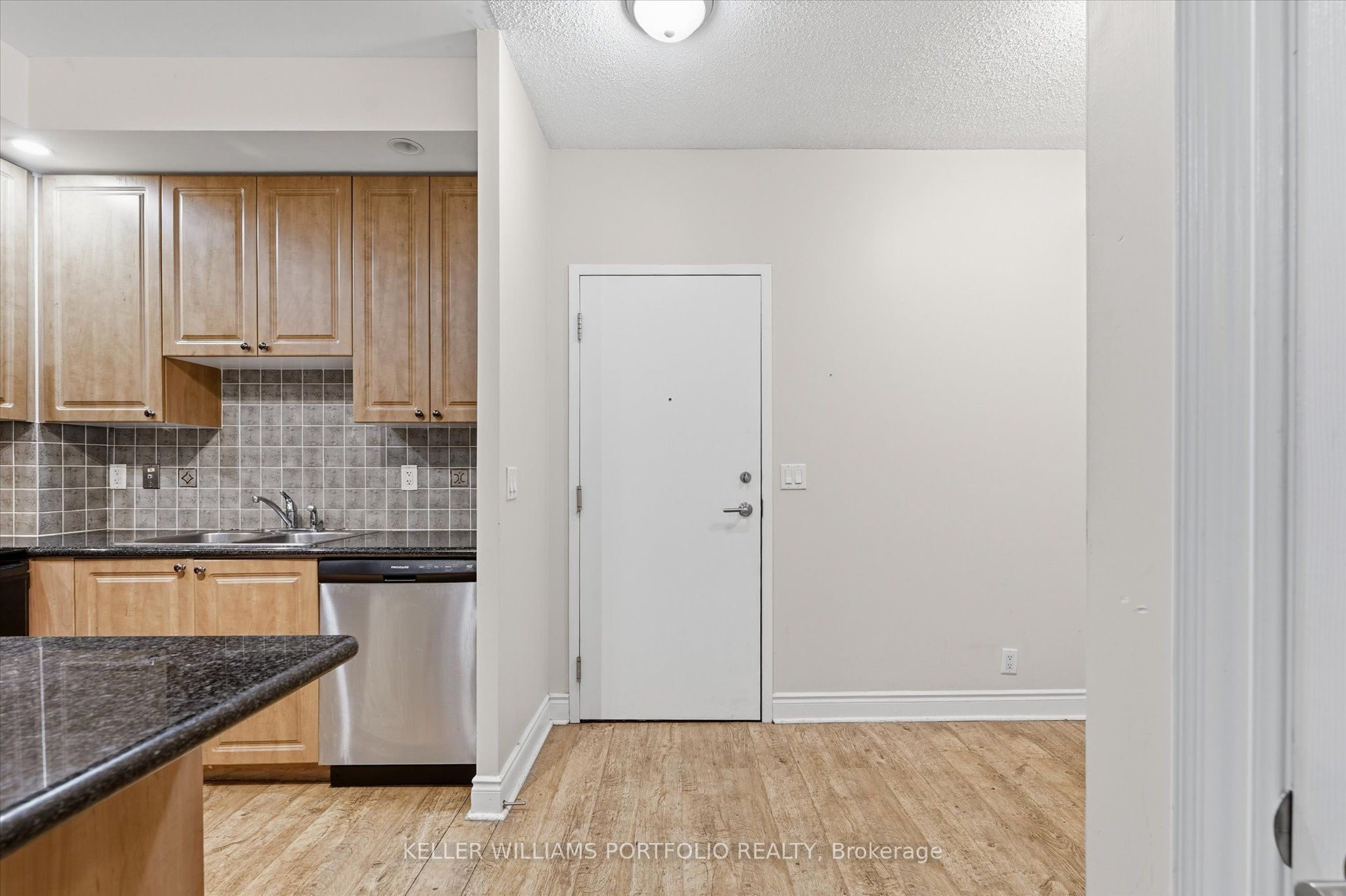 Unit 133 - 33 Cox Boulevard, Markham 4