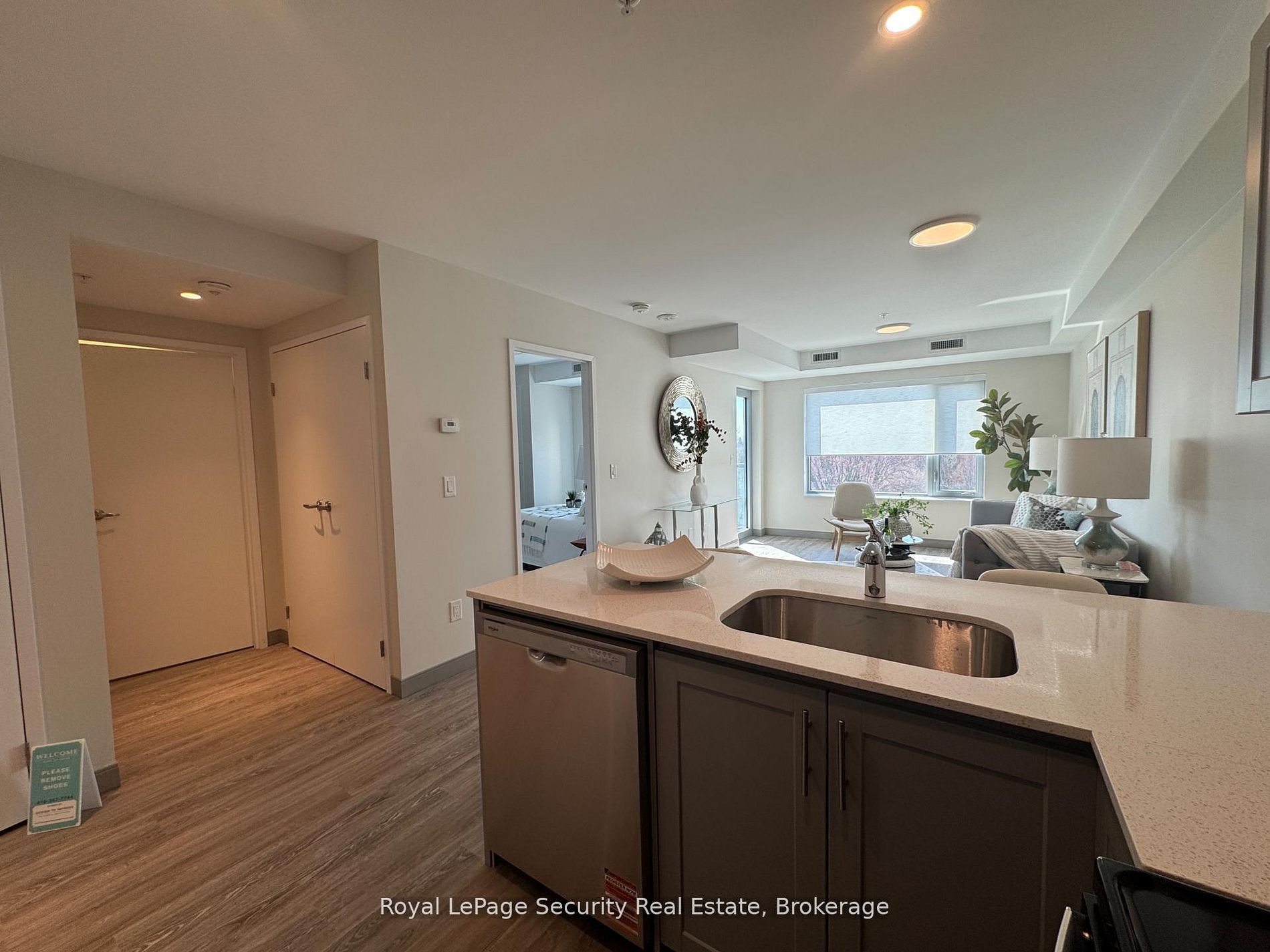 Unit 307 - 1015 Innisfil Beach Road, Innisfil 3