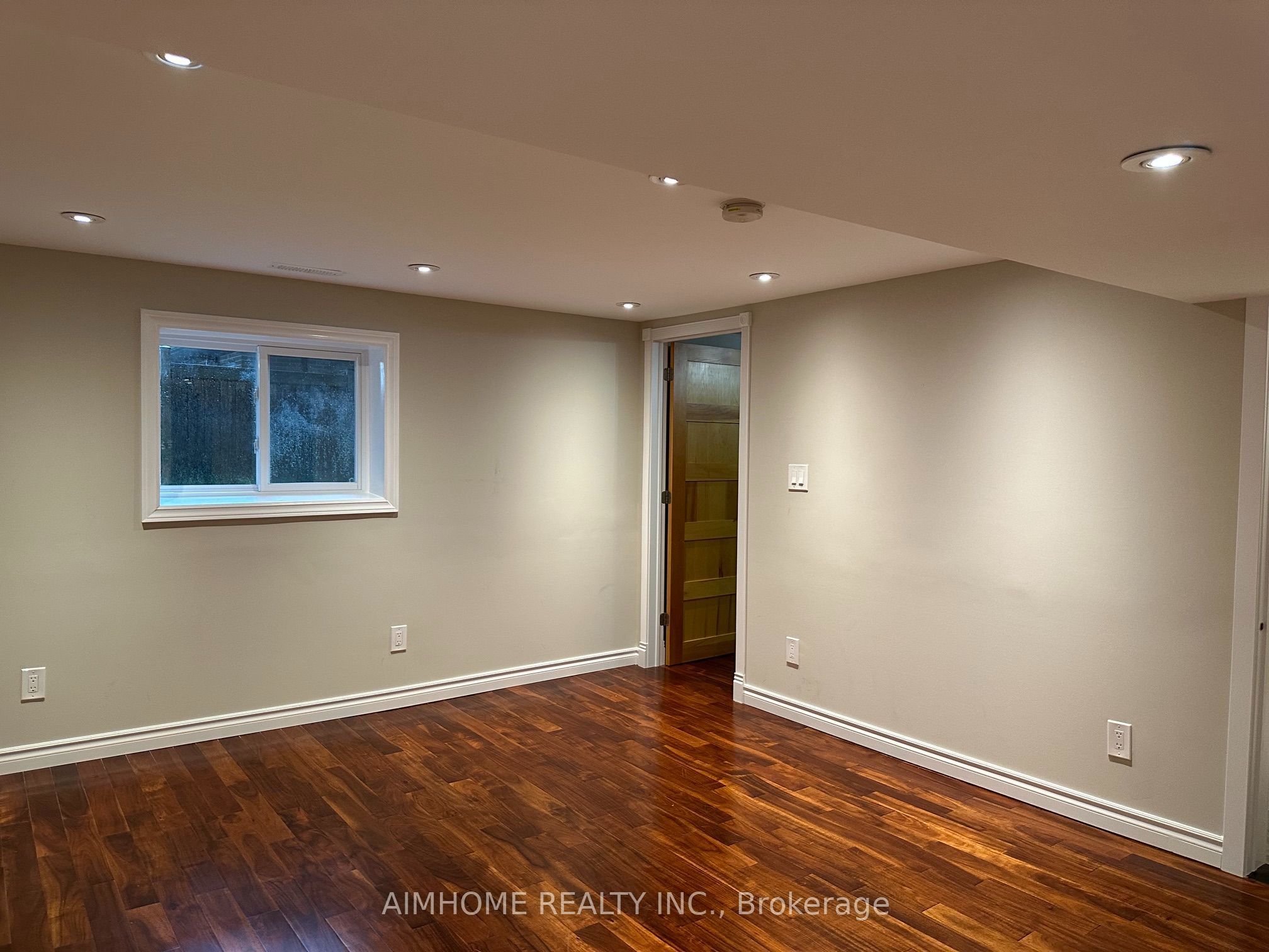 Unit Apartment - 35 Royal Orchard Unit Boulevard, Markham 4