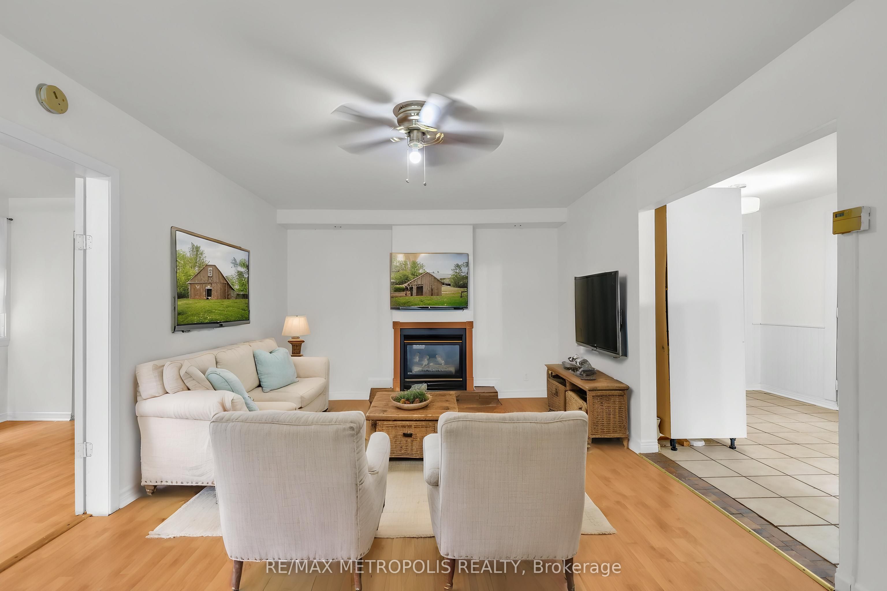 856 Central Avenue, Innisfil 5